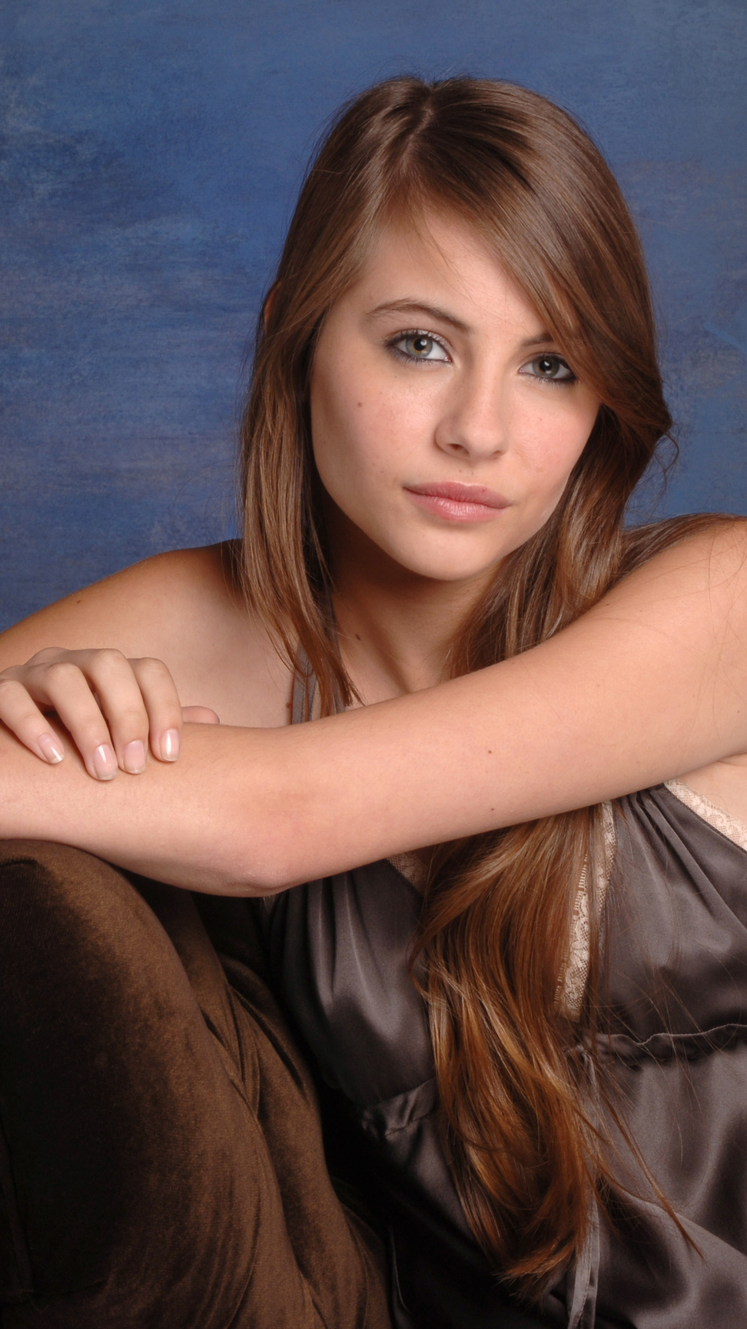 Download mobile wallpaper Brunette, Celebrity, Actress, Willa Holland for free.