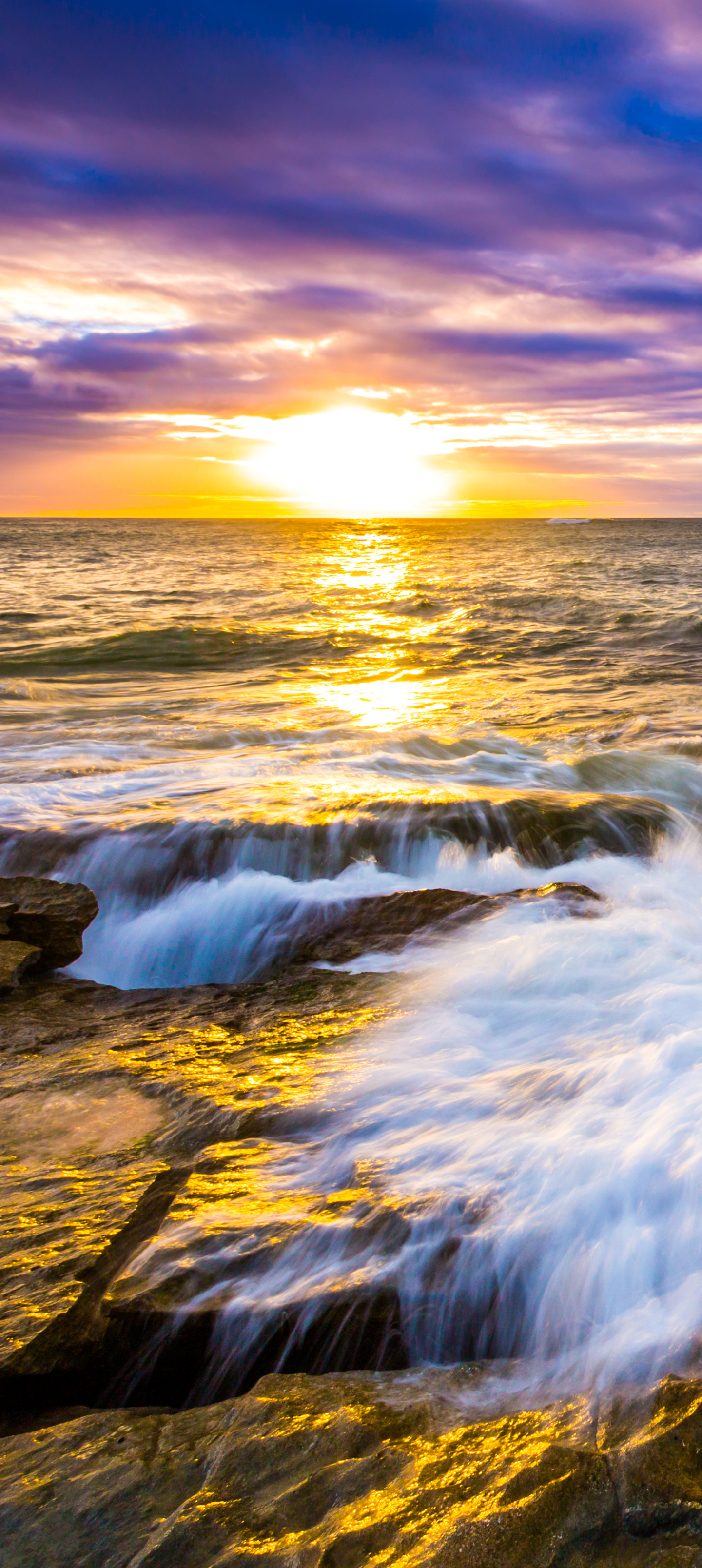 Download mobile wallpaper Sunset, Sea, Horizon, Ocean, Earth, Hawaii for free.