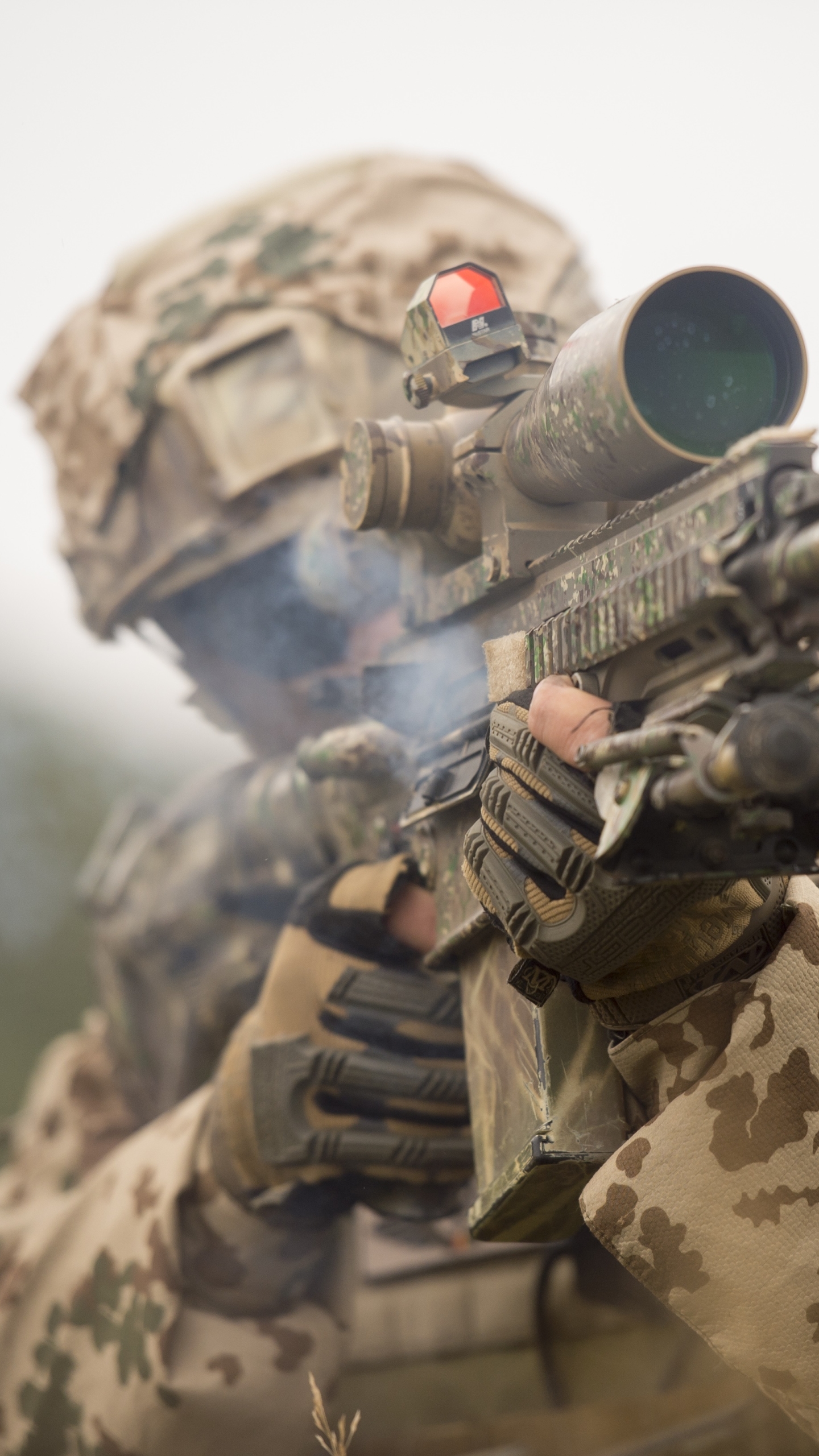 Download mobile wallpaper Military, Soldier, Assault Rifle for free.