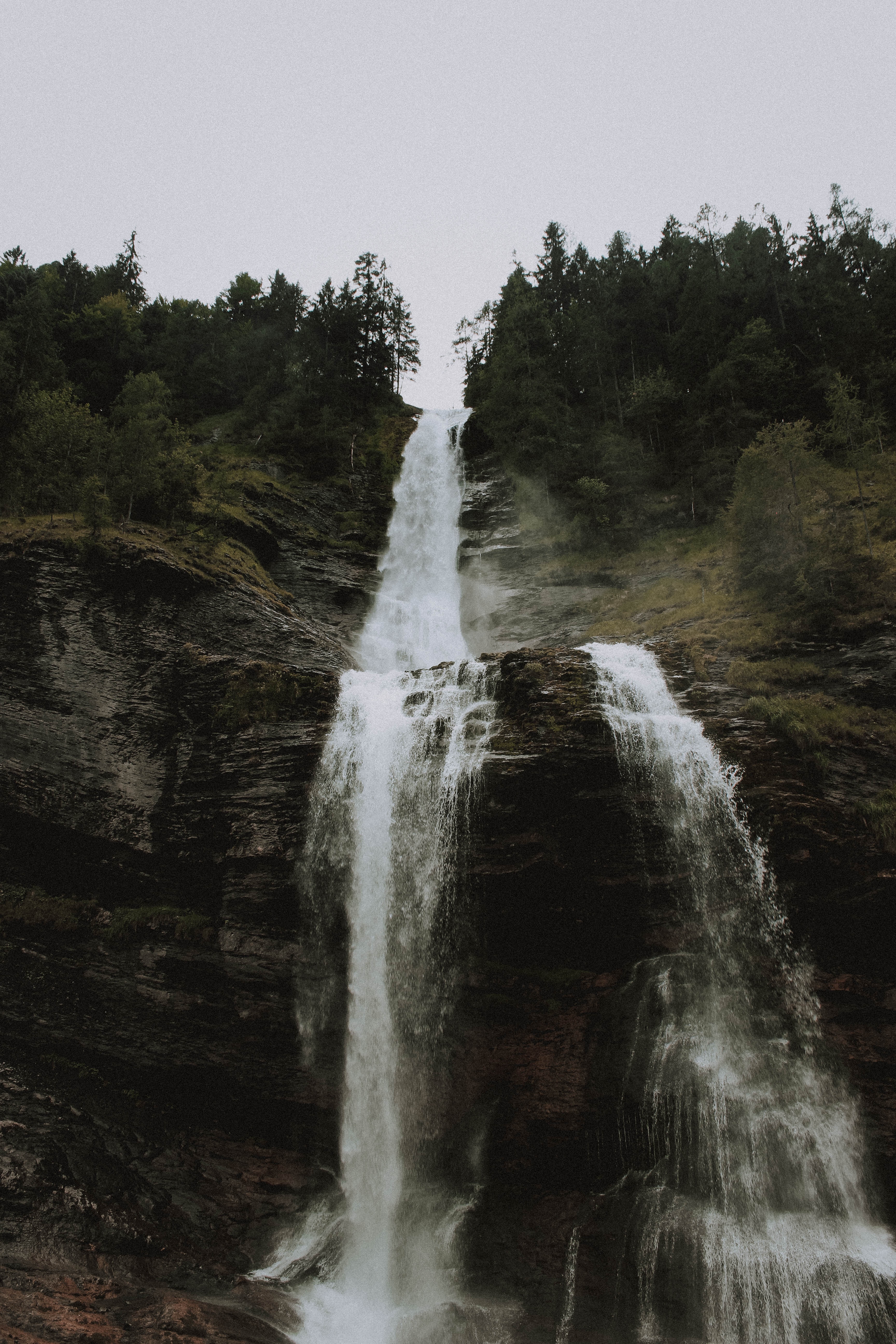 Download mobile wallpaper Trees, Break, Precipice, Waterfall, Water, Nature, Landscape for free.