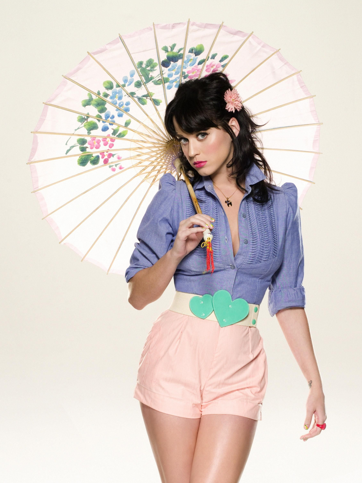 Download mobile wallpaper Music, Katy Perry, Singer, Umbrella, Shorts, Lipstick for free.