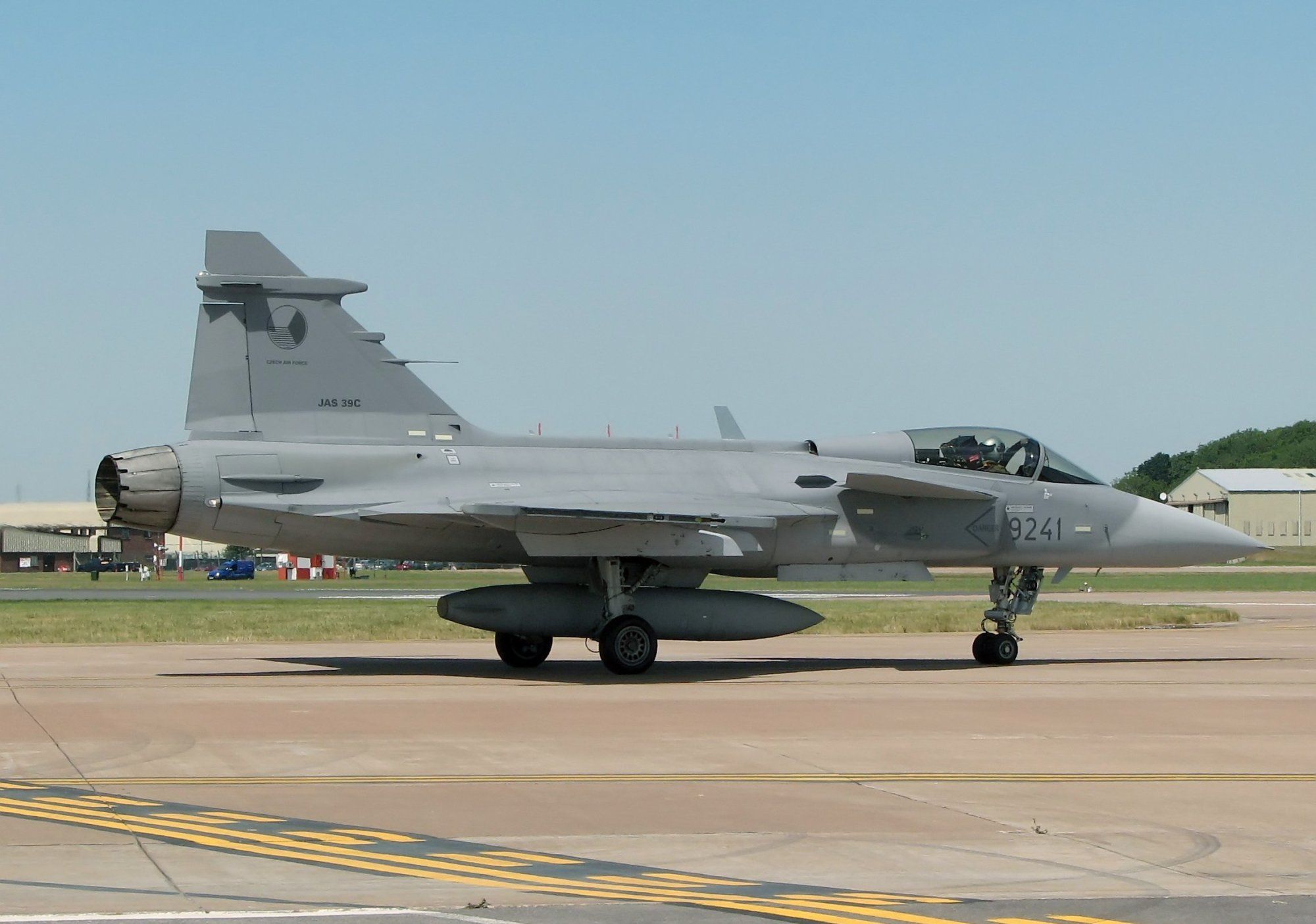 Download mobile wallpaper Military, Saab Jas 39 Gripen for free.