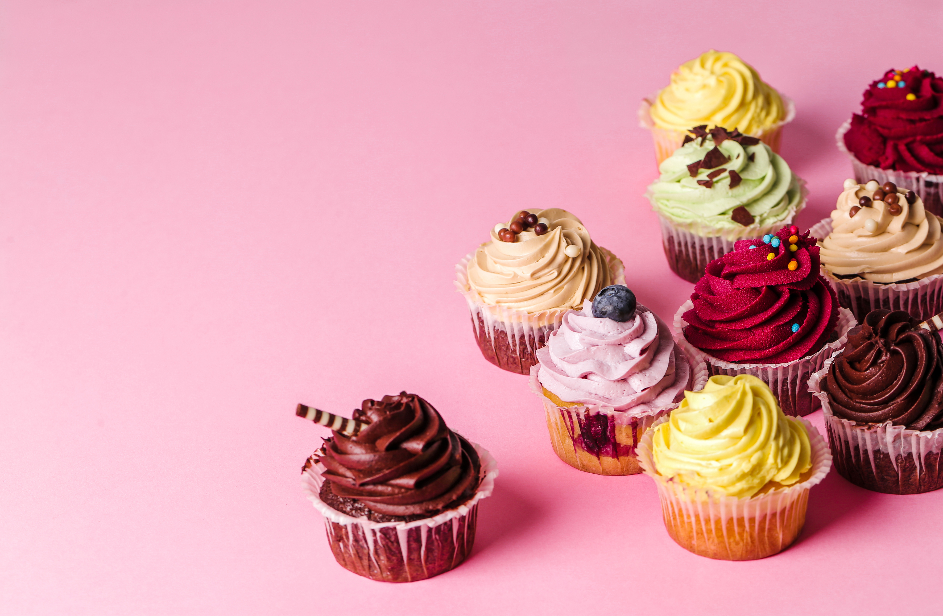 Laden Sie das Creme, Süßigkeiten, Cupcake, Nahrungsmittel, Stillleben-Bild kostenlos auf Ihren PC-Desktop herunter