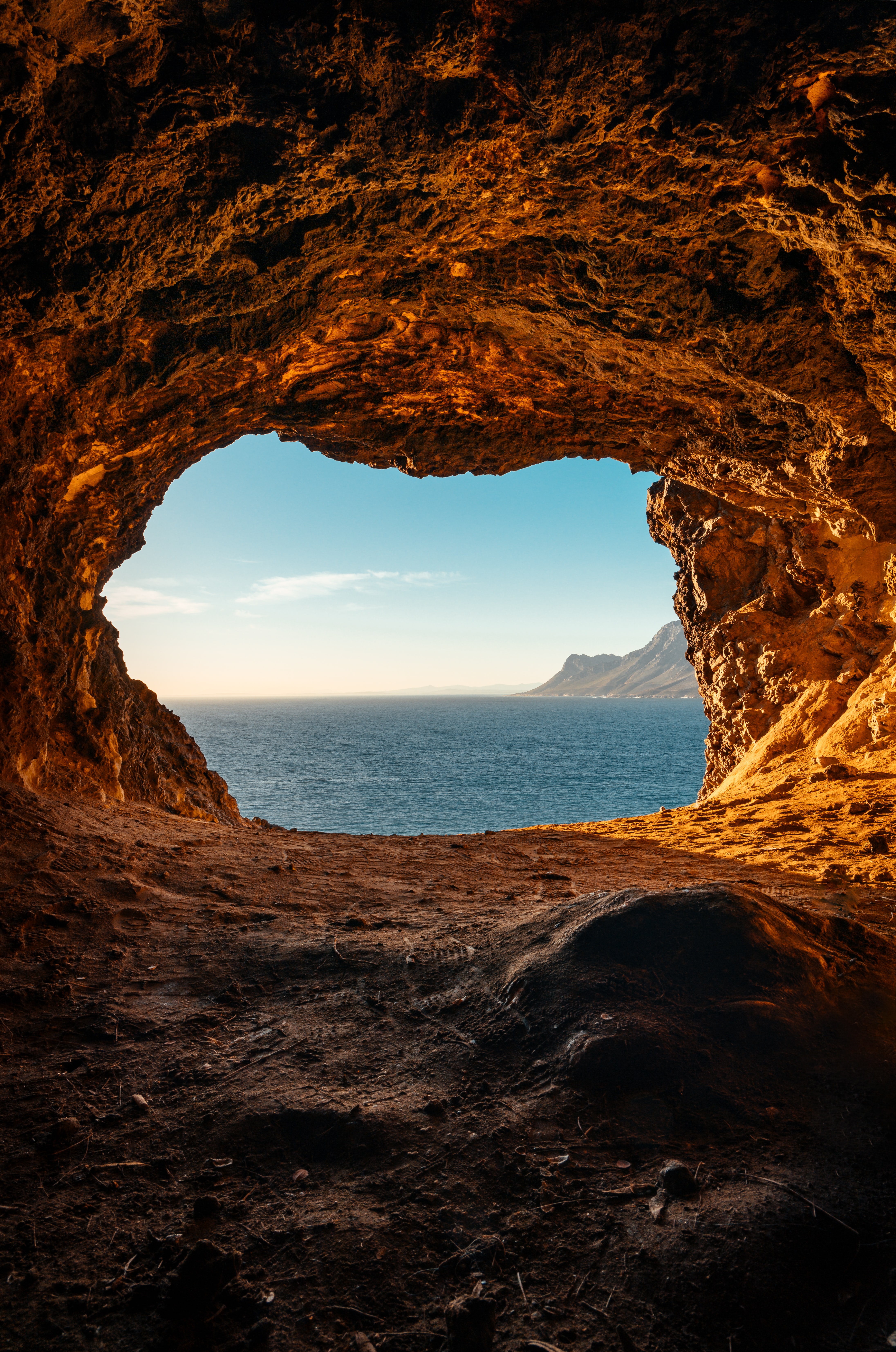 70670 скачать картинку пещера, море, природа, камни, скалы, горизонт - обои и заставки бесплатно