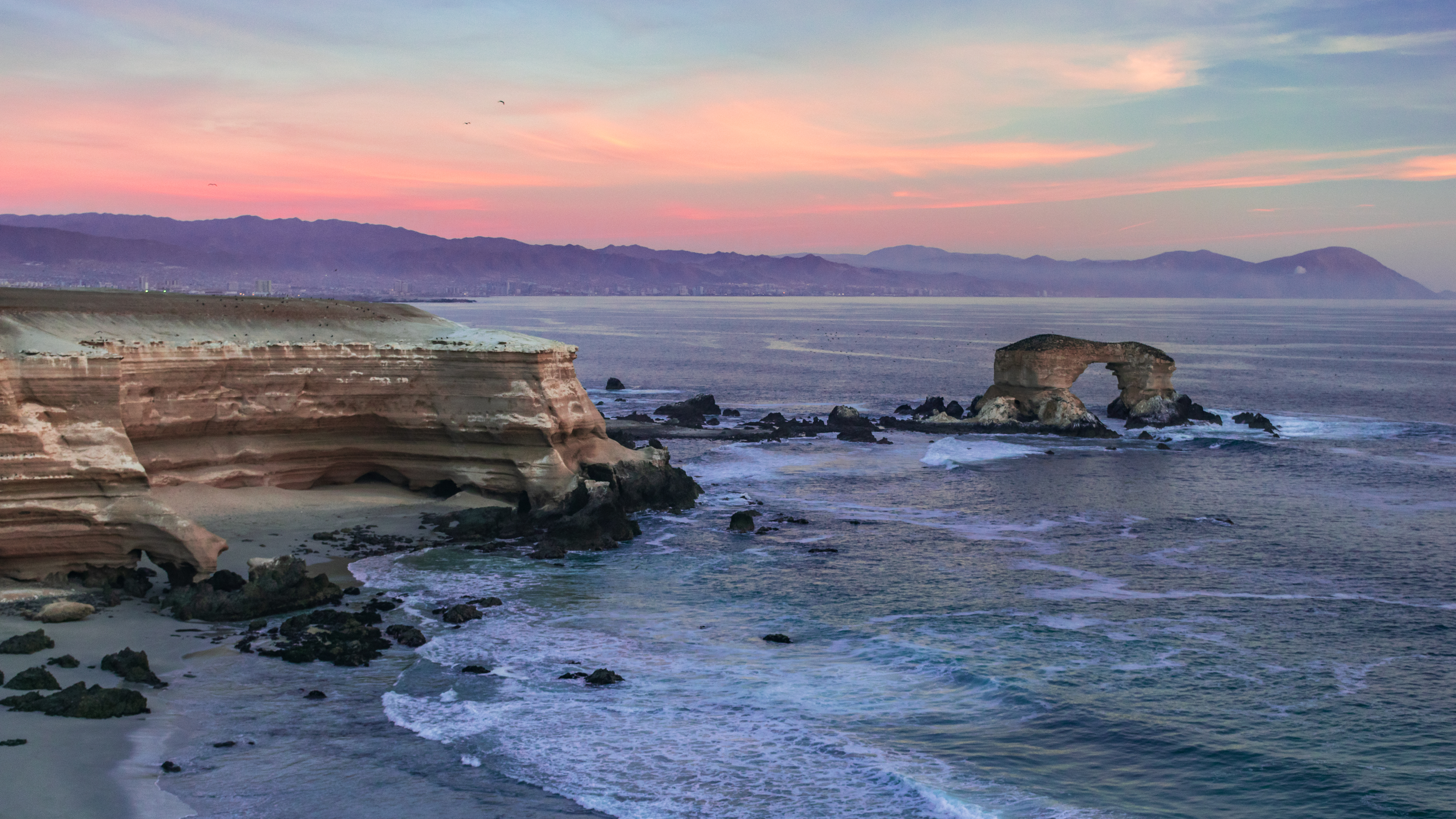 無料モバイル壁紙自然, 海, 波, 岩, アーチ, 日没をダウンロードします。