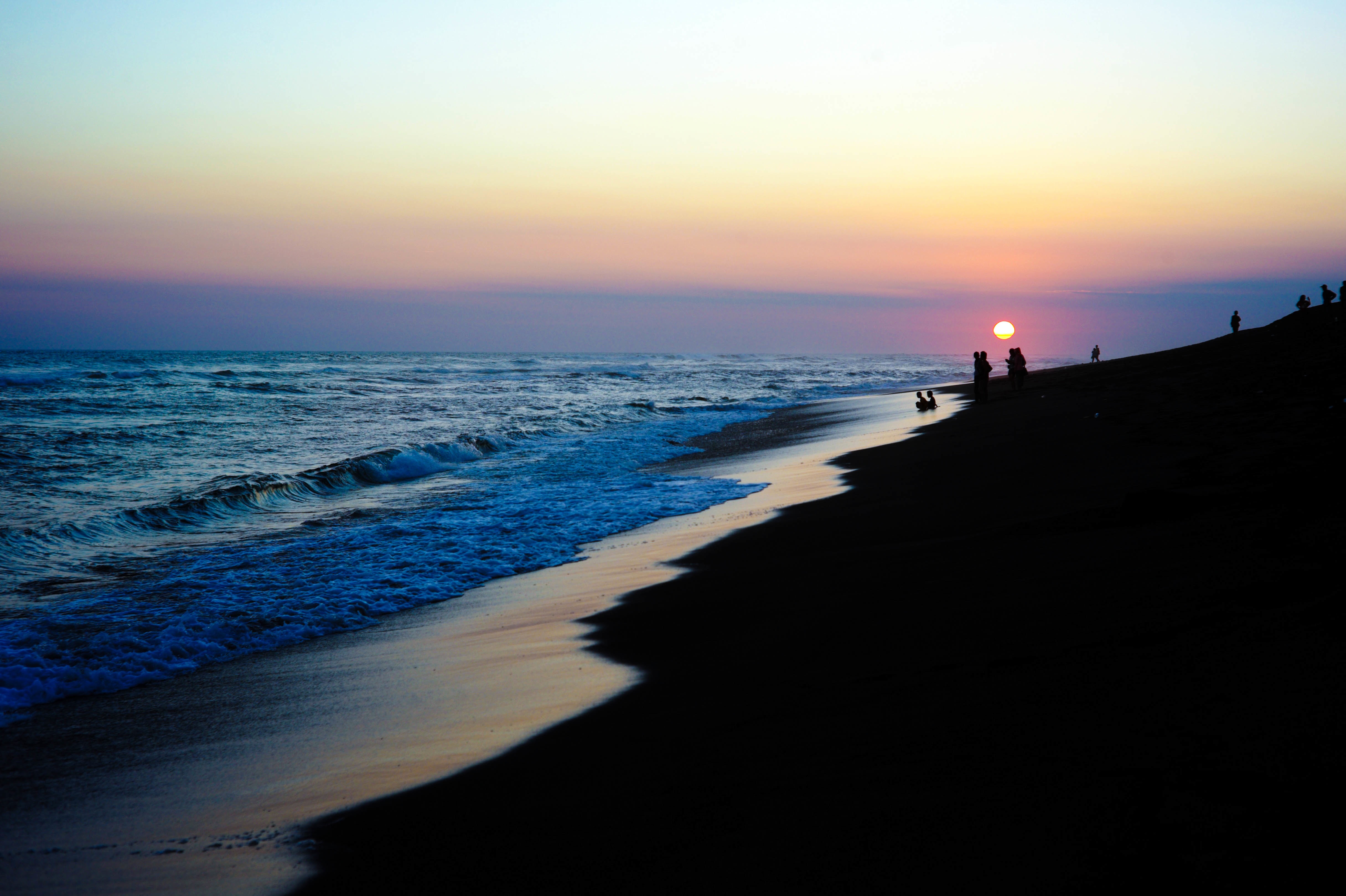 Descarga gratuita de fondo de pantalla para móvil de Mar, Playa, Horizonte, Silueta, Océano, Tierra, Fotografía, Atardecer.