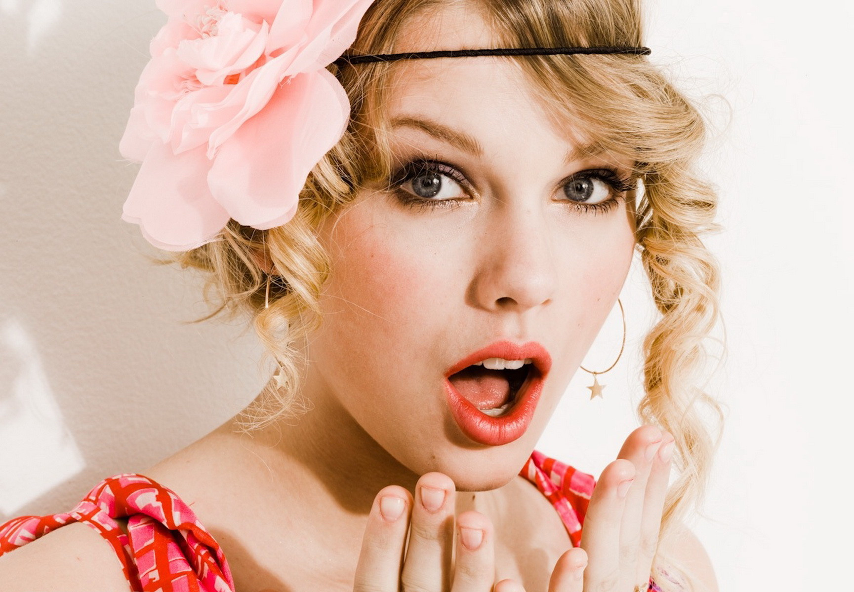 Handy-Wallpaper Musik, Taylor Swift kostenlos herunterladen.