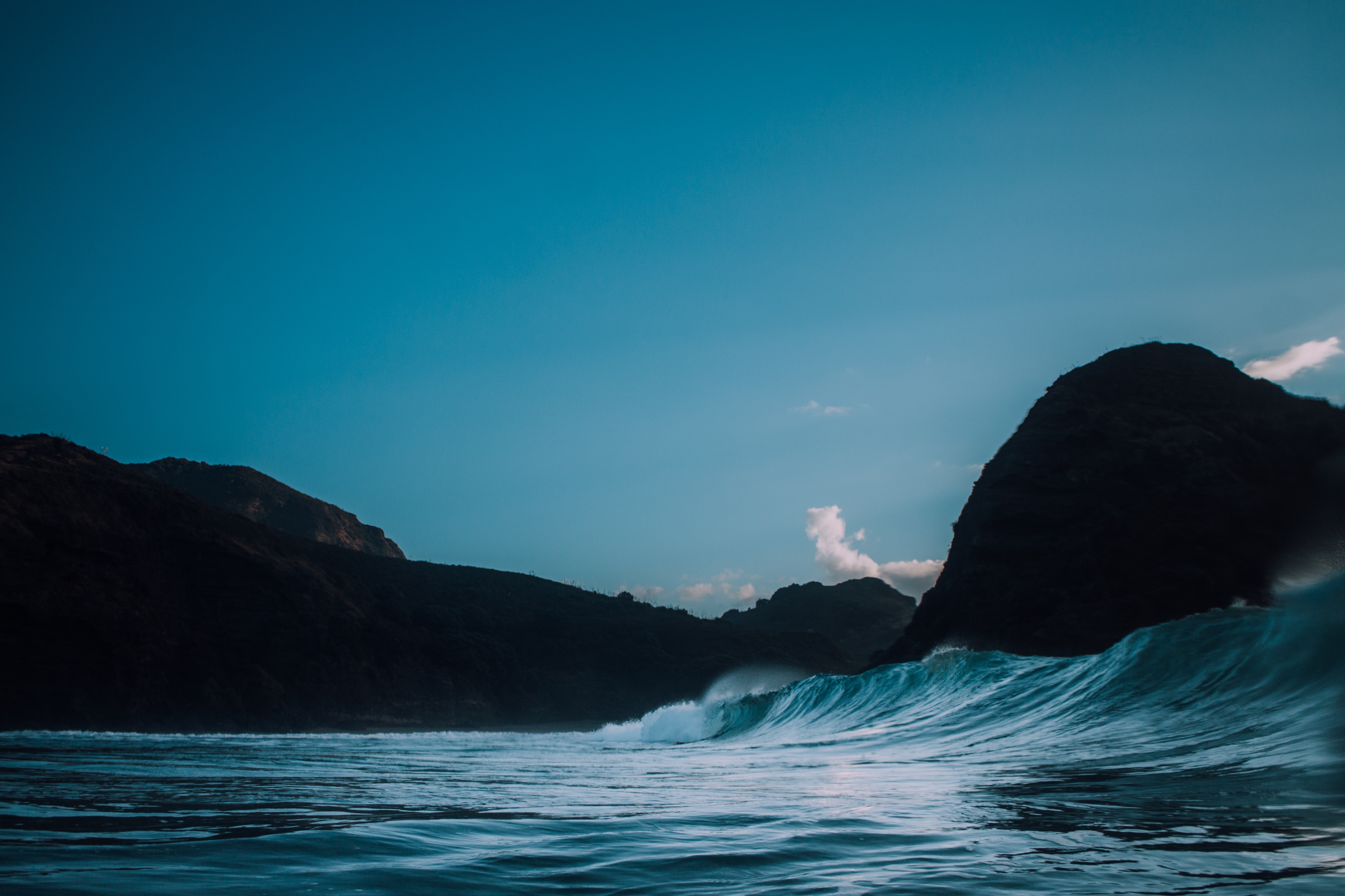 Free download wallpaper Rock, Nature, Surf, Sea on your PC desktop