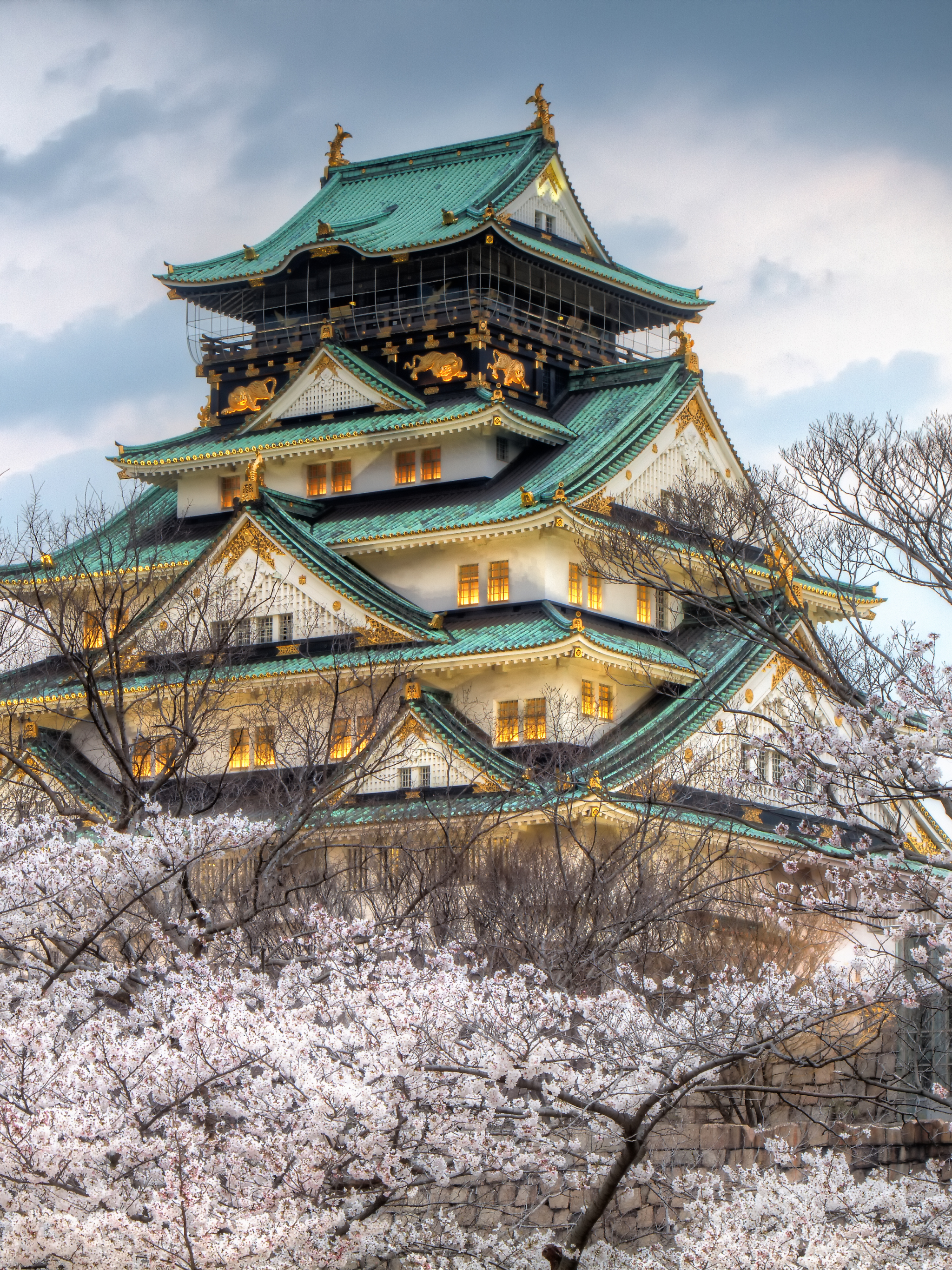 Скачать картинку Архитектура, Замки, Япония, Осака, Сделано Человеком, Осакский Замок в телефон бесплатно.