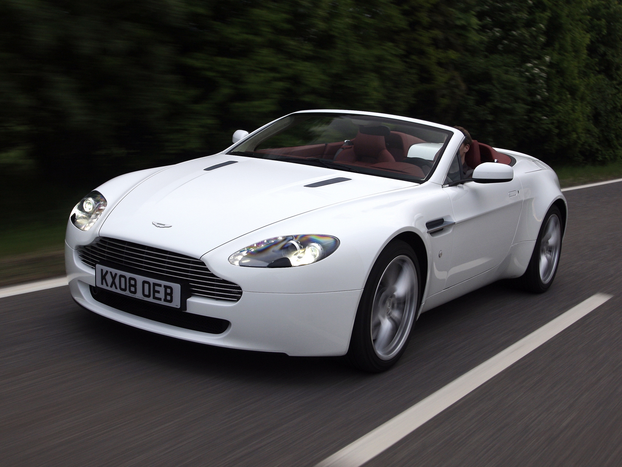 Free download wallpaper Auto, Cars, Front View, Speed, 2008, V8, Vantage, Aston Martin on your PC desktop