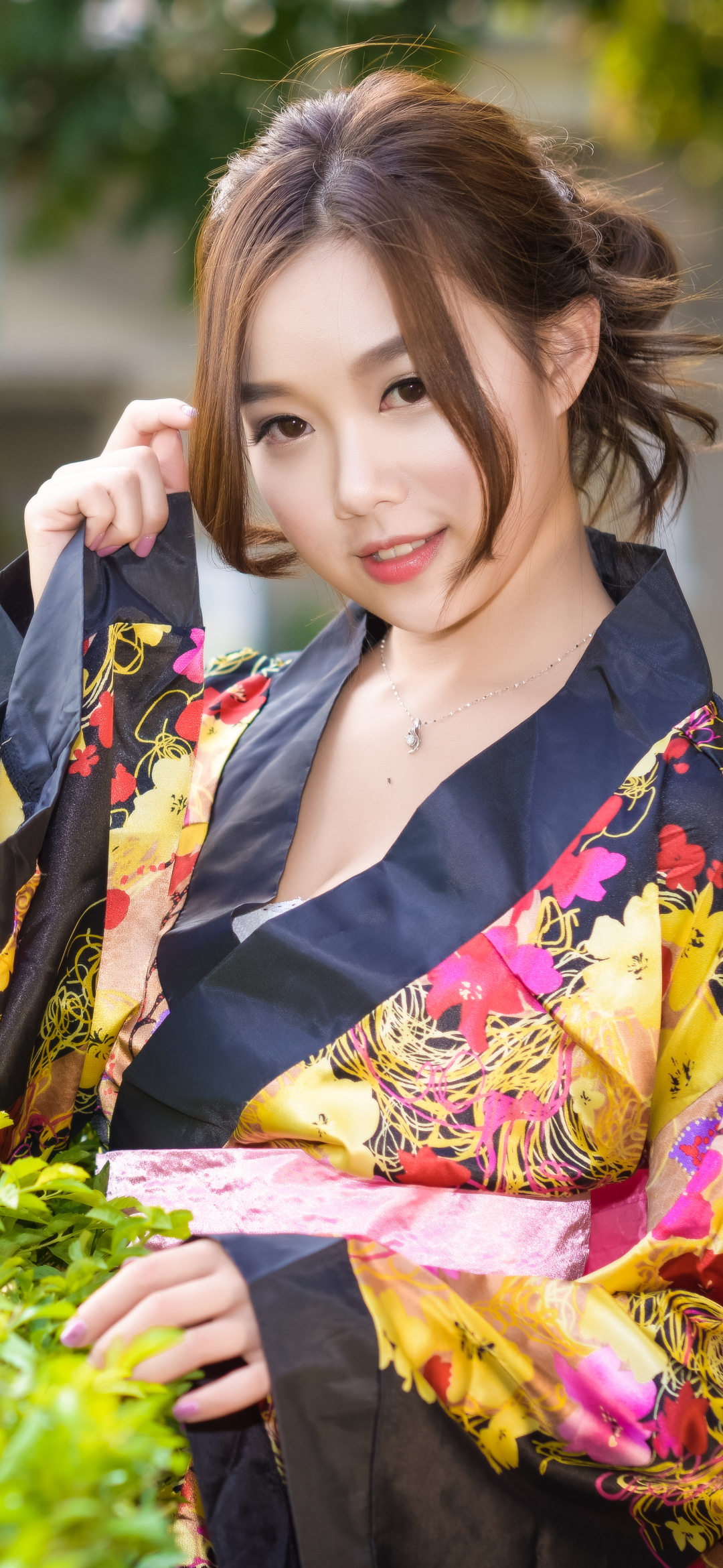 Download mobile wallpaper Kimono, Brunette, Model, Women, Asian, Brown Eyes for free.