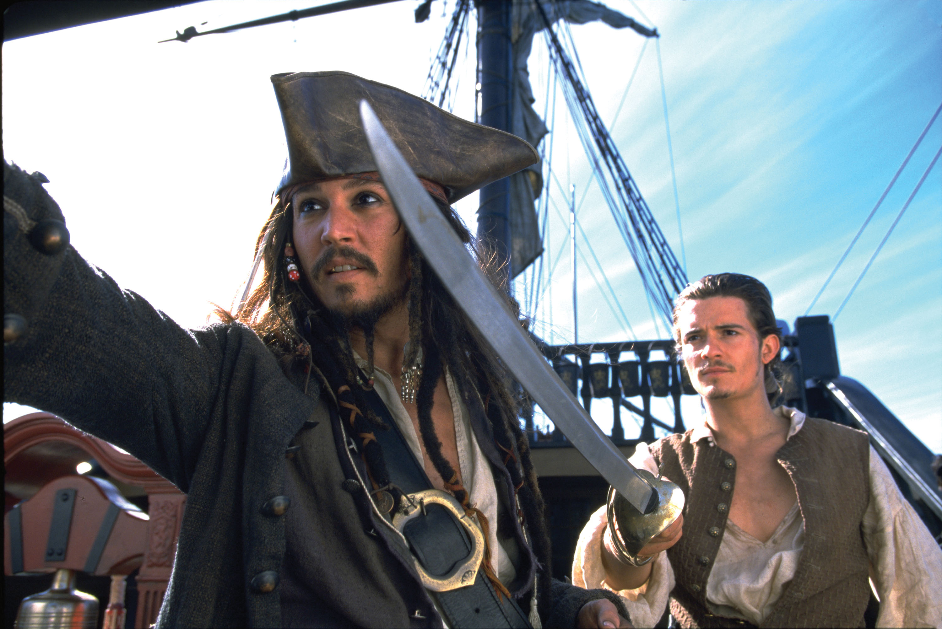 johnny depp, jack sparrow, movie, pirates of the caribbean: the curse of the black pearl, orlando bloom, will turner, pirates of the caribbean