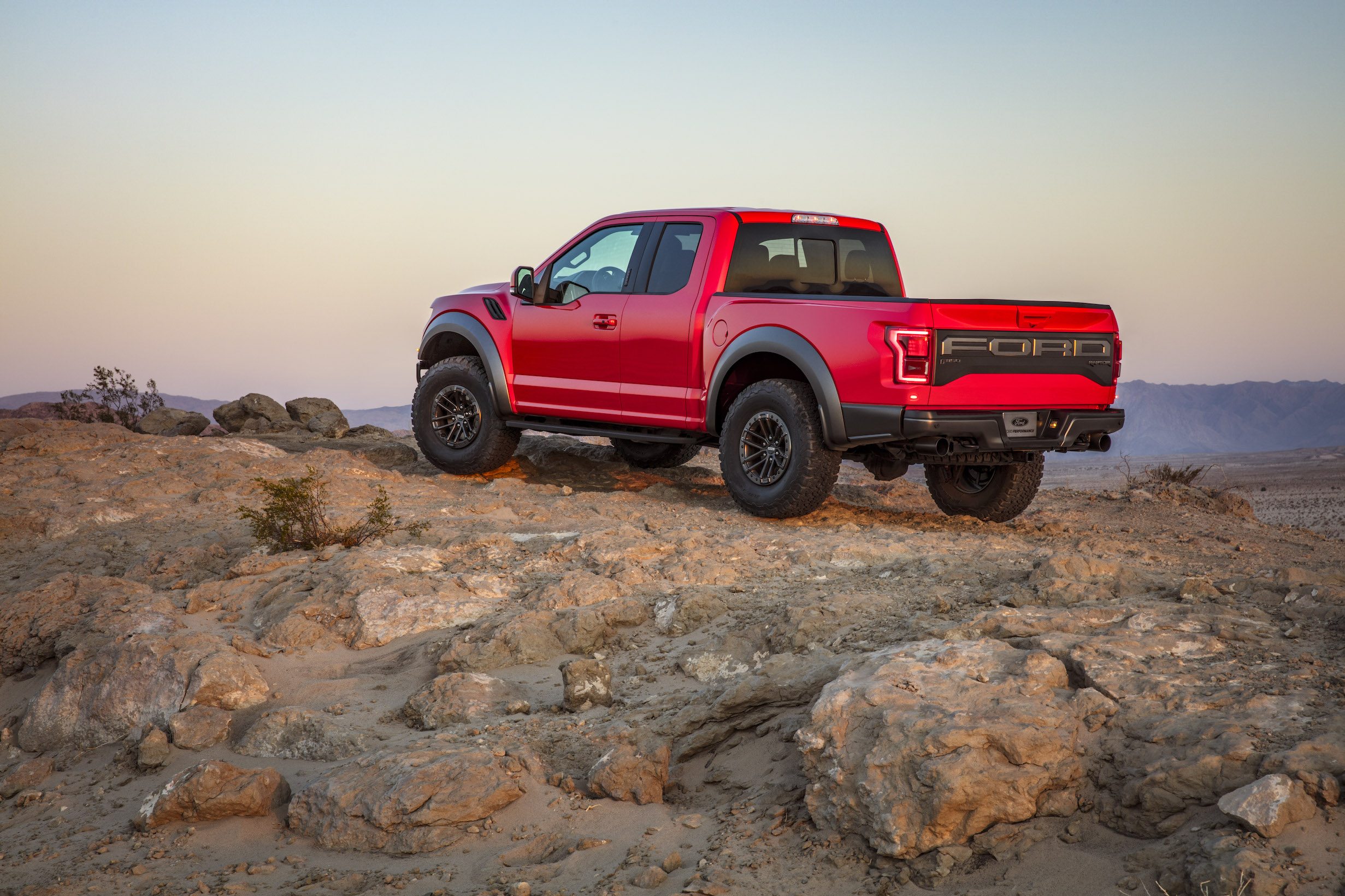 Free download wallpaper Ford, Ford Raptor, Vehicles on your PC desktop