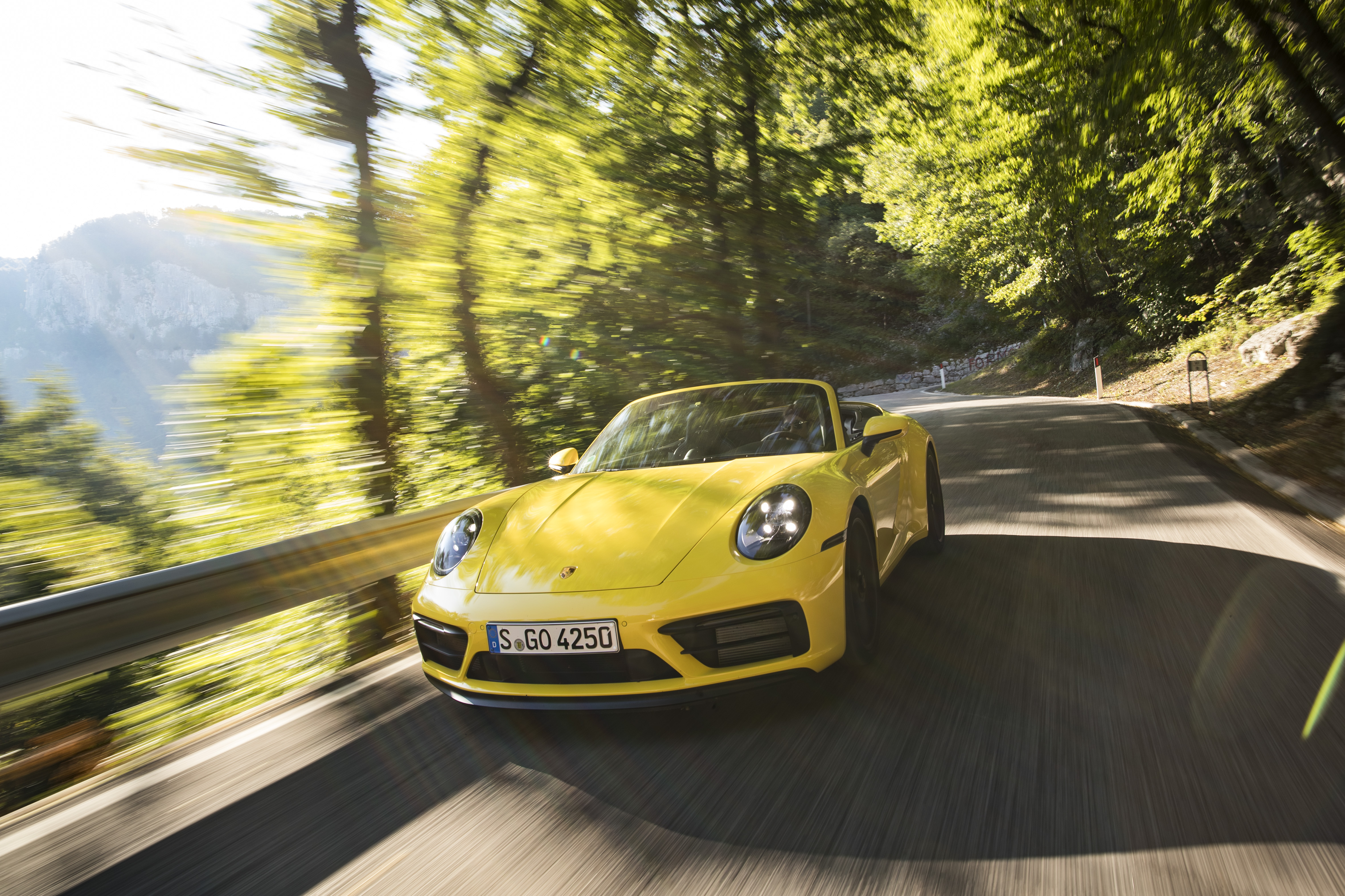 Download mobile wallpaper Porsche, Porsche 911, Cabriolet, Vehicles, Porsche 911 Carrera Gts for free.
