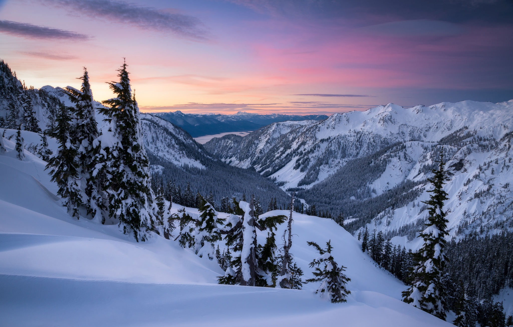 無料モバイル壁紙風景, 冬, 自然, 雪, 山, 森, 地球, 空をダウンロードします。