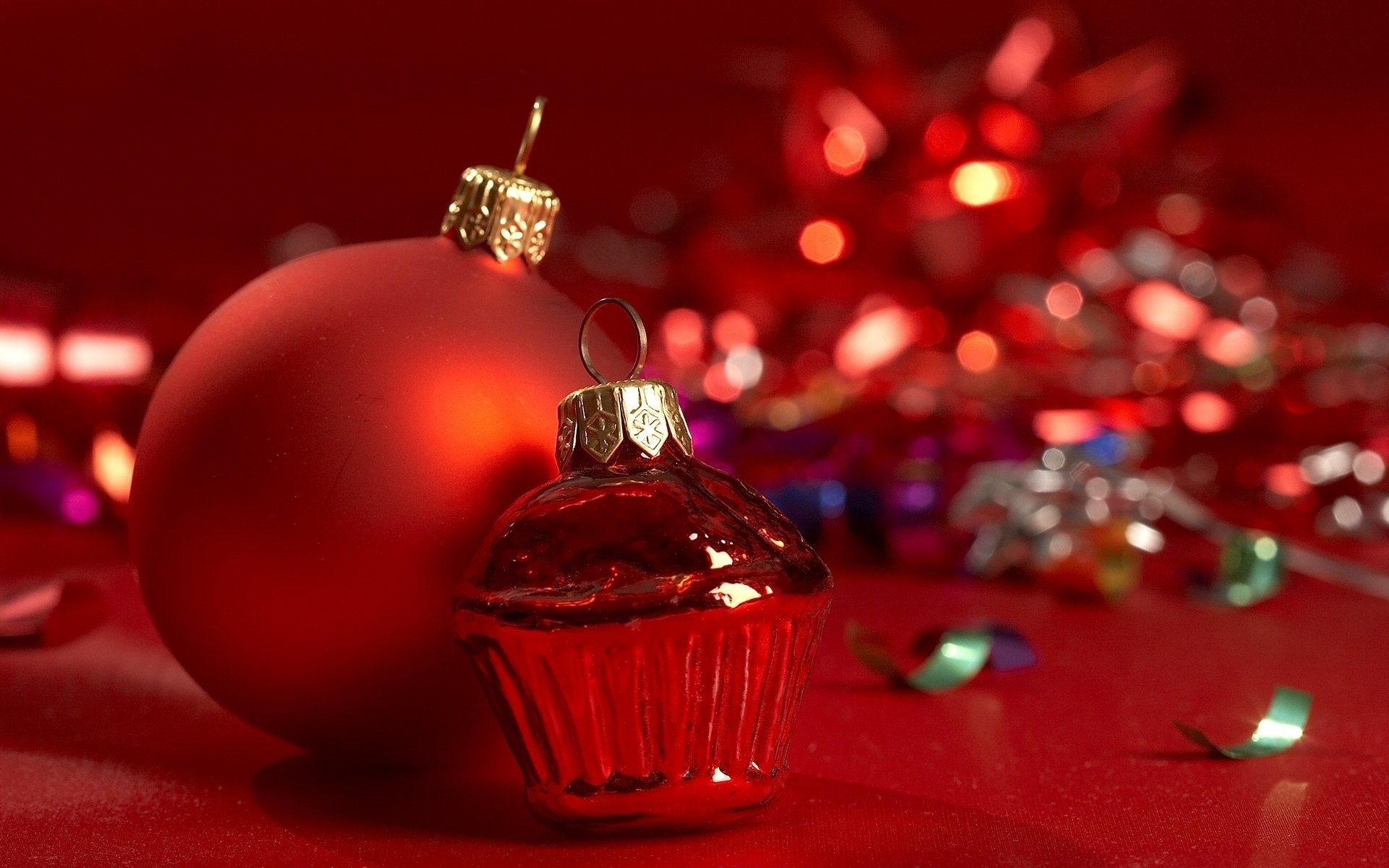 Free download wallpaper Christmas, Holiday, Decoration, Bauble on your PC desktop