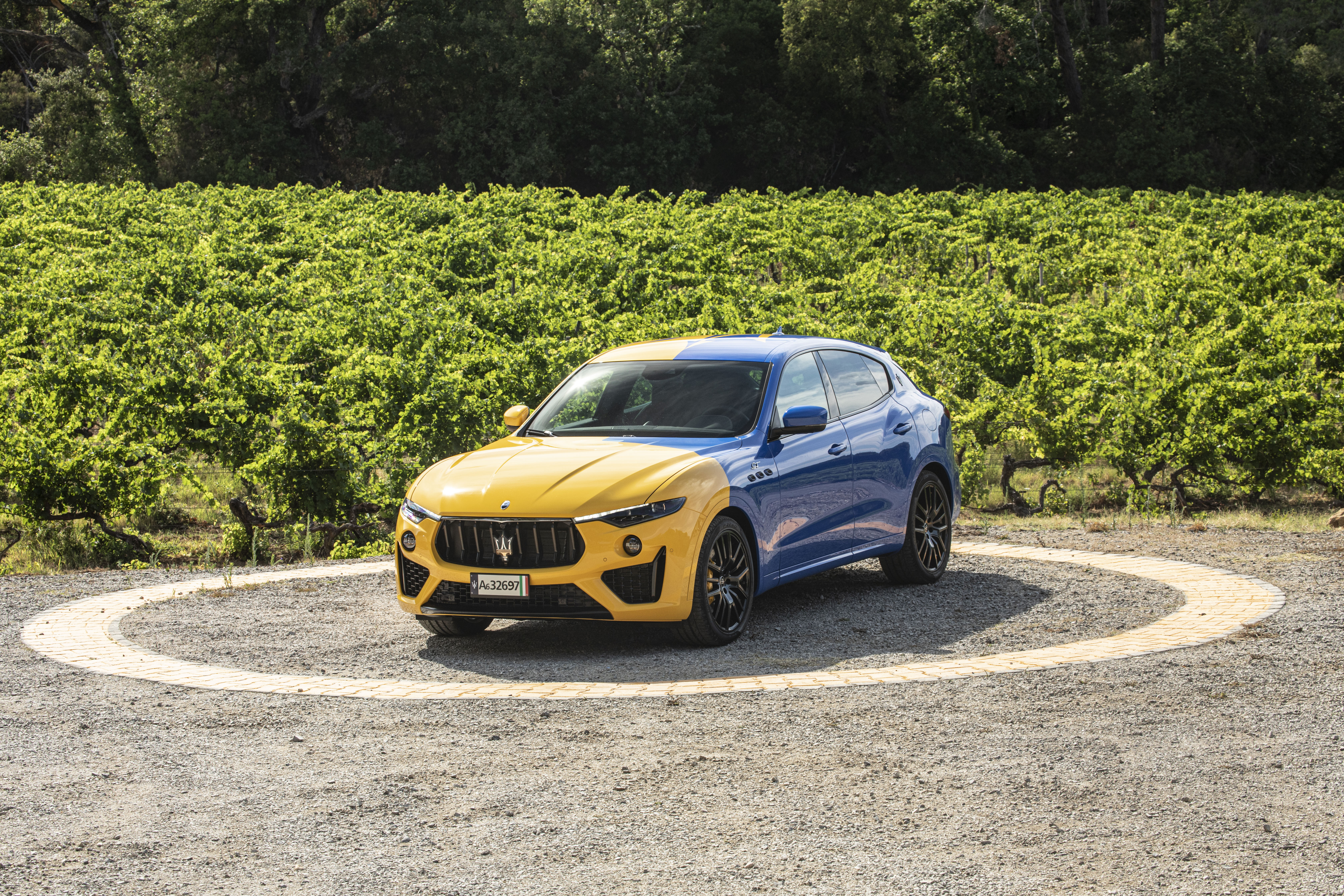 504508 Bildschirmschoner und Hintergrundbilder Maserati Levante Gt Hybrid Fuoriserie auf Ihrem Telefon. Laden Sie  Bilder kostenlos herunter