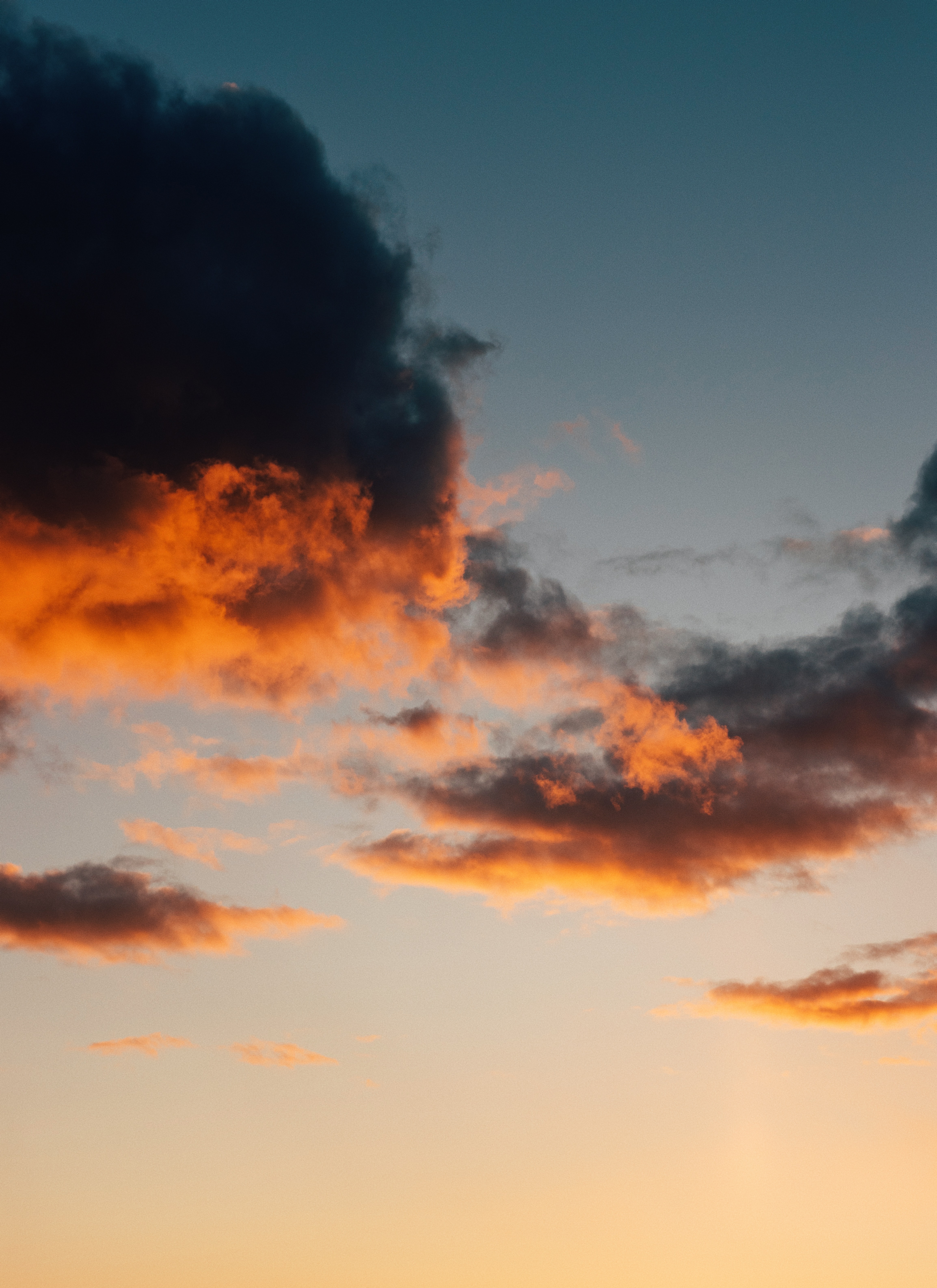 Download mobile wallpaper Sky, Clouds, Evening, Nature, Sunset for free.