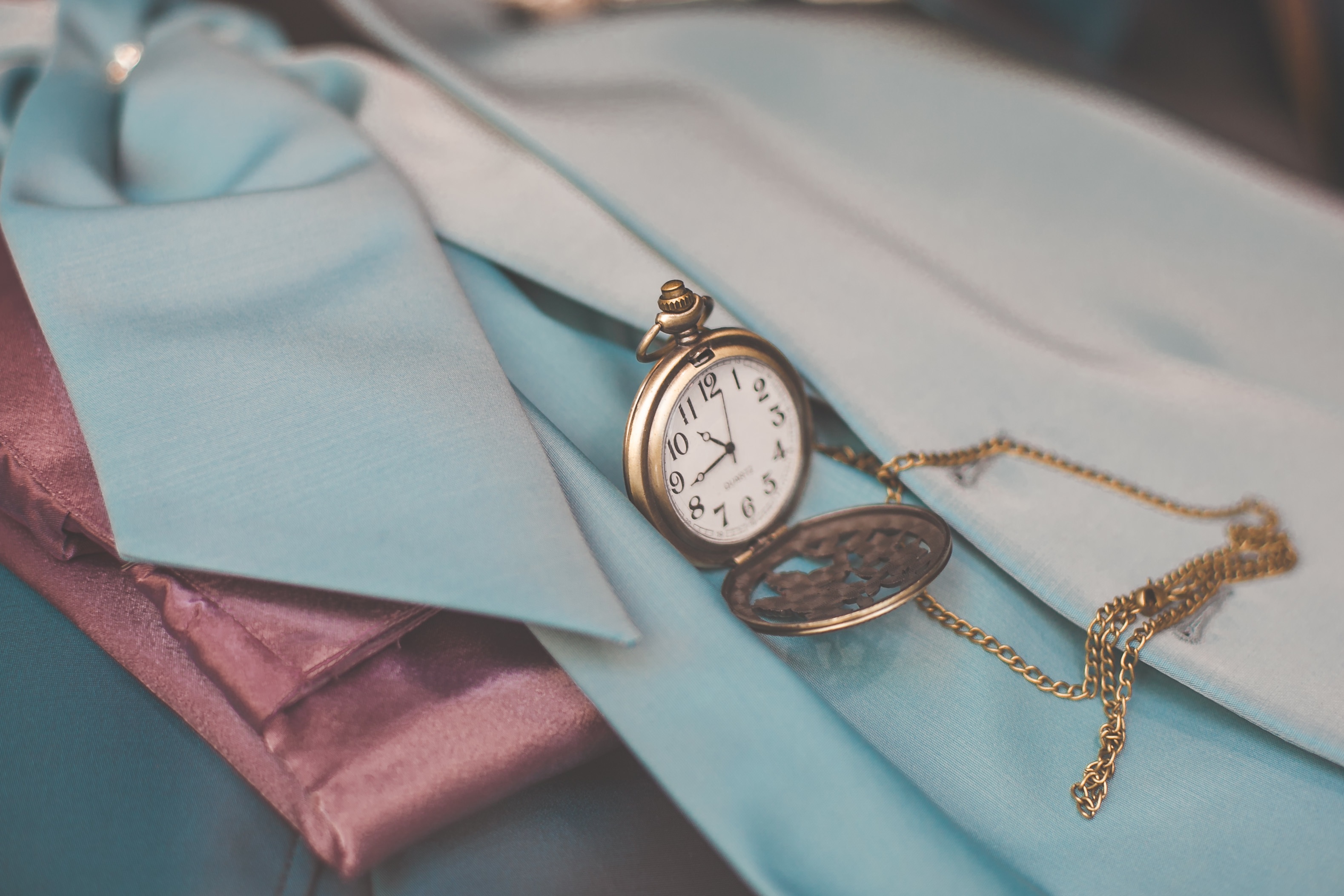 miscellanea, miscellaneous, clothing, chain, pocket watch