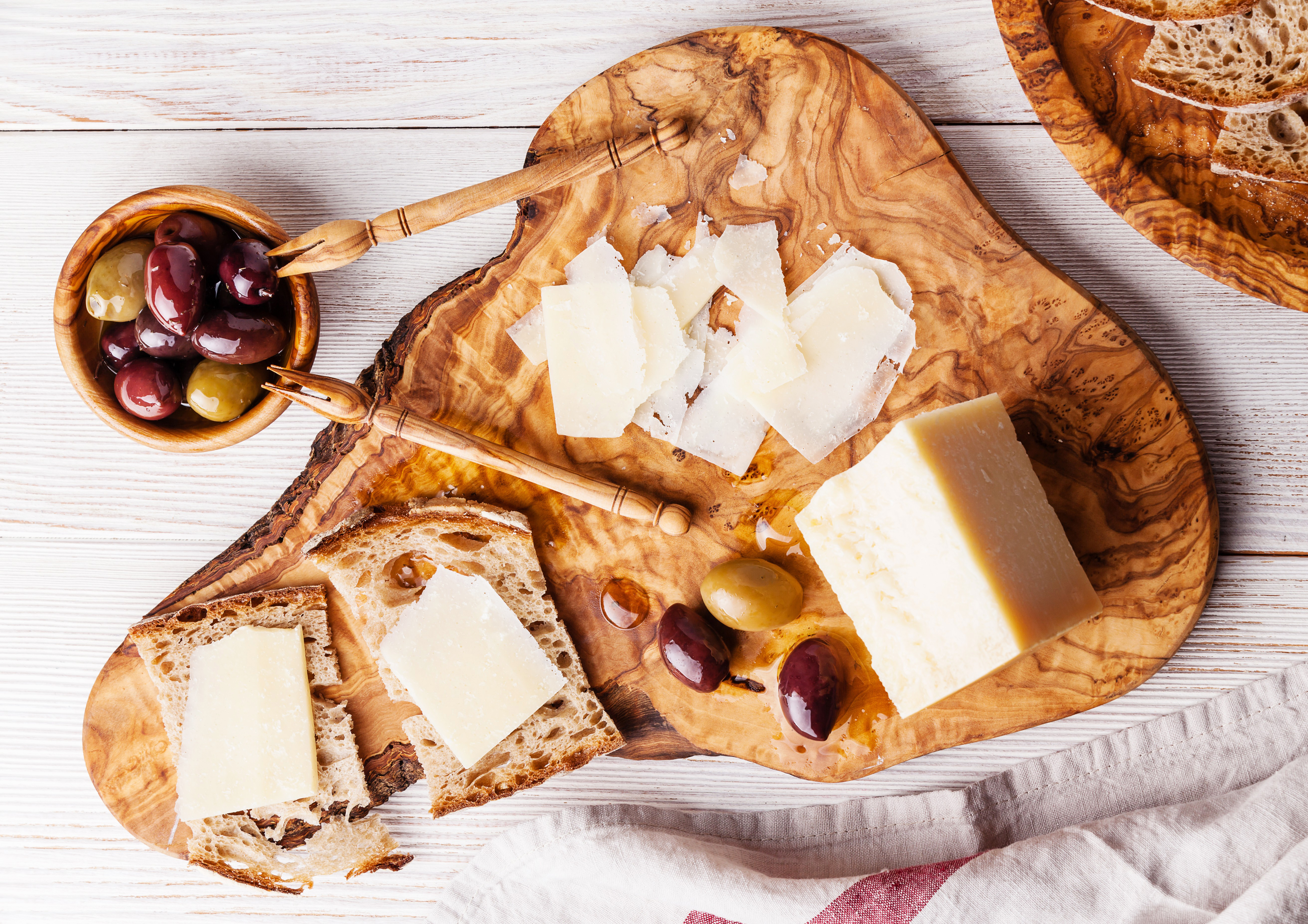 Free download wallpaper Food, Cheese, Still Life, Olive on your PC desktop
