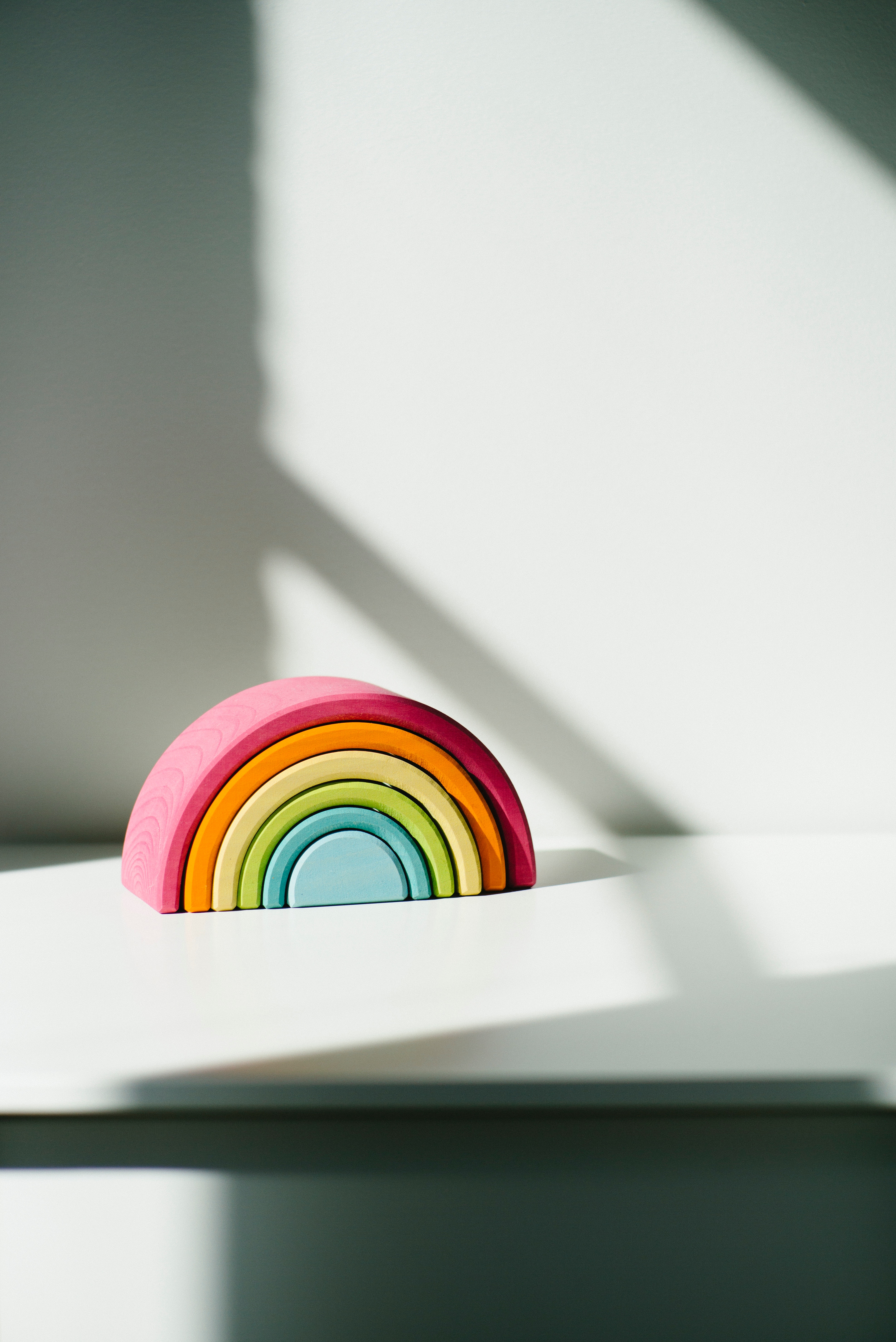 Download mobile wallpaper Shadows, Toy, Rainbow, Minimalism for free.