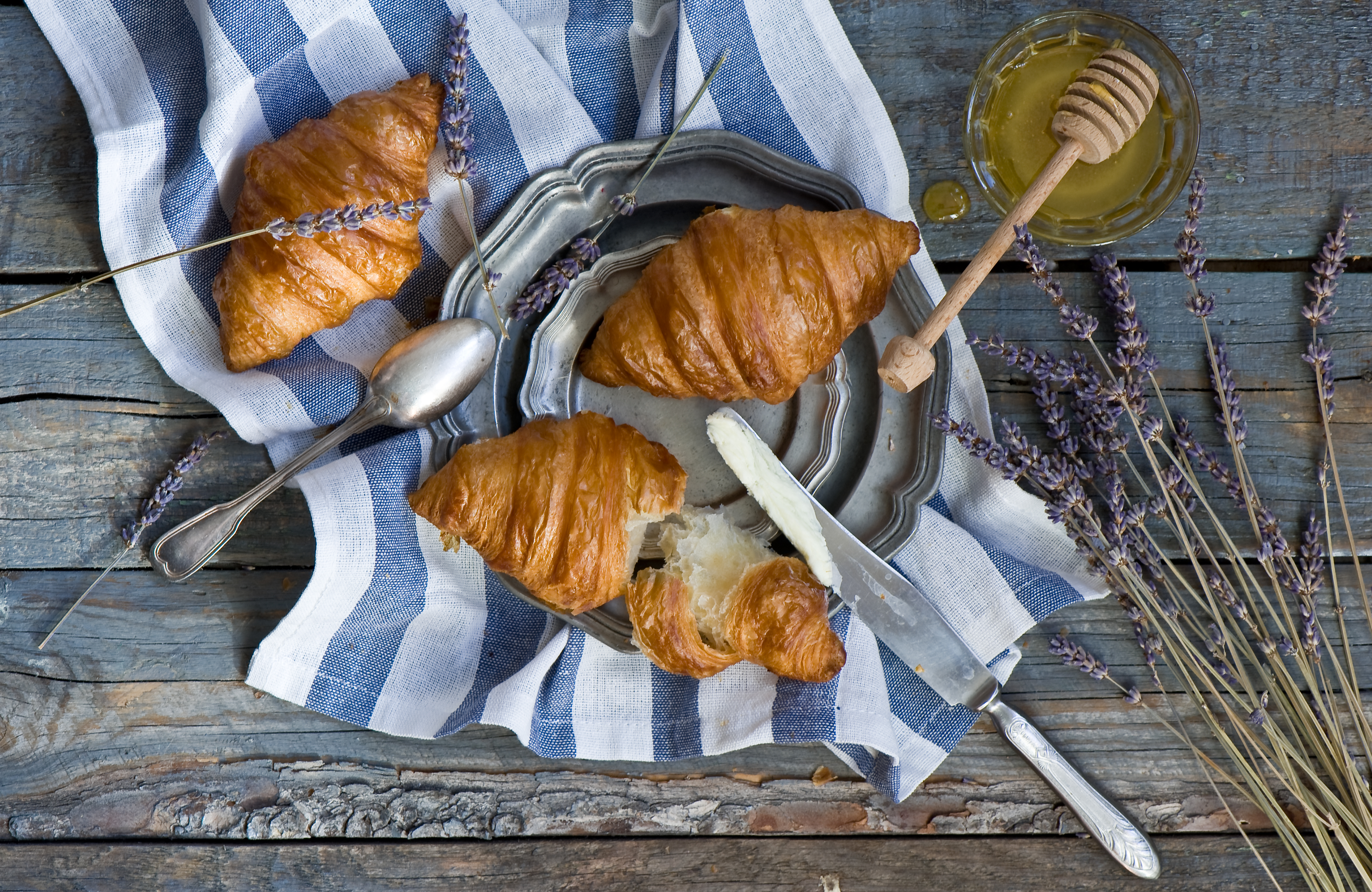 Free download wallpaper Food, Still Life, Breakfast, Croissant on your PC desktop