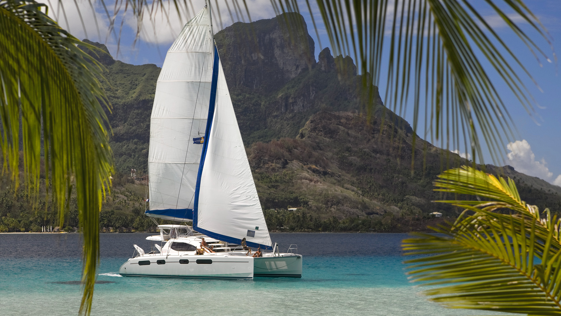 Free download wallpaper Sailboat, Vehicles on your PC desktop