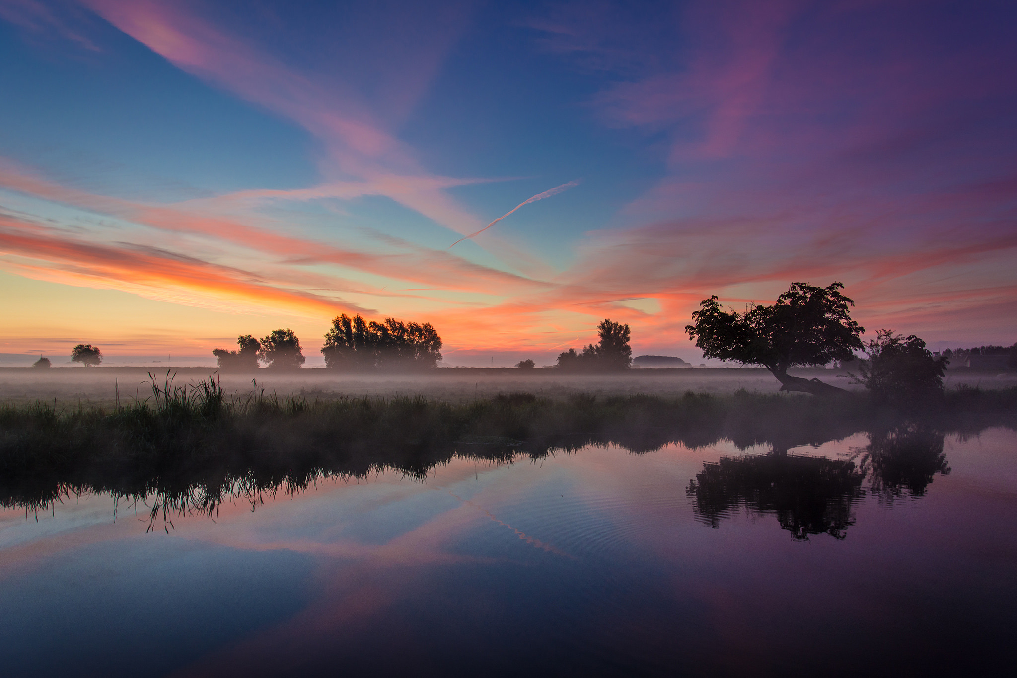 Free download wallpaper Landscape, Nature, Lake, Reflection, Fog, Sunrise, Earth on your PC desktop