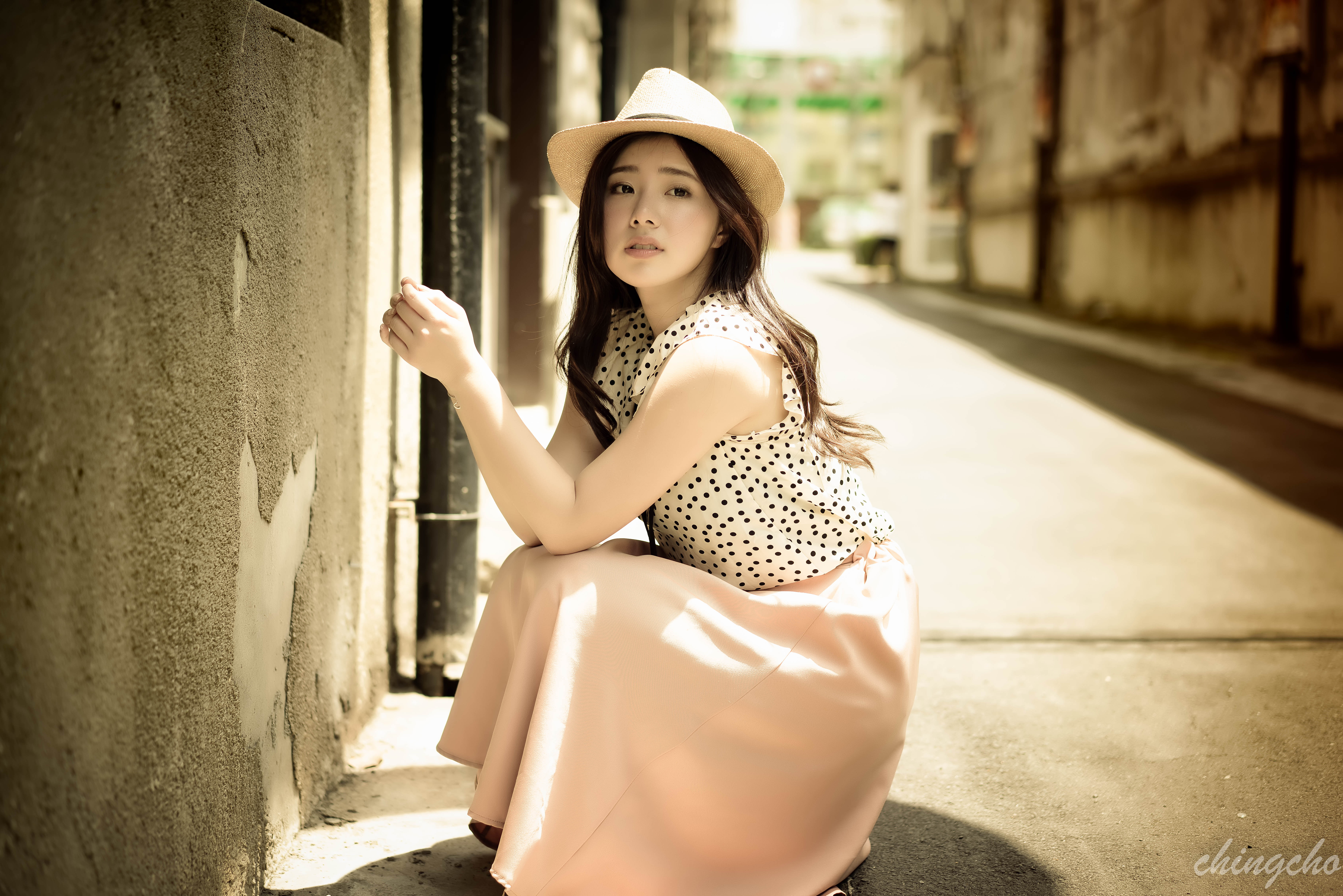 Download mobile wallpaper Sunlight, Hat, Model, Skirt, Women, Asian, Taiwanese, Chén Sīyǐng for free.
