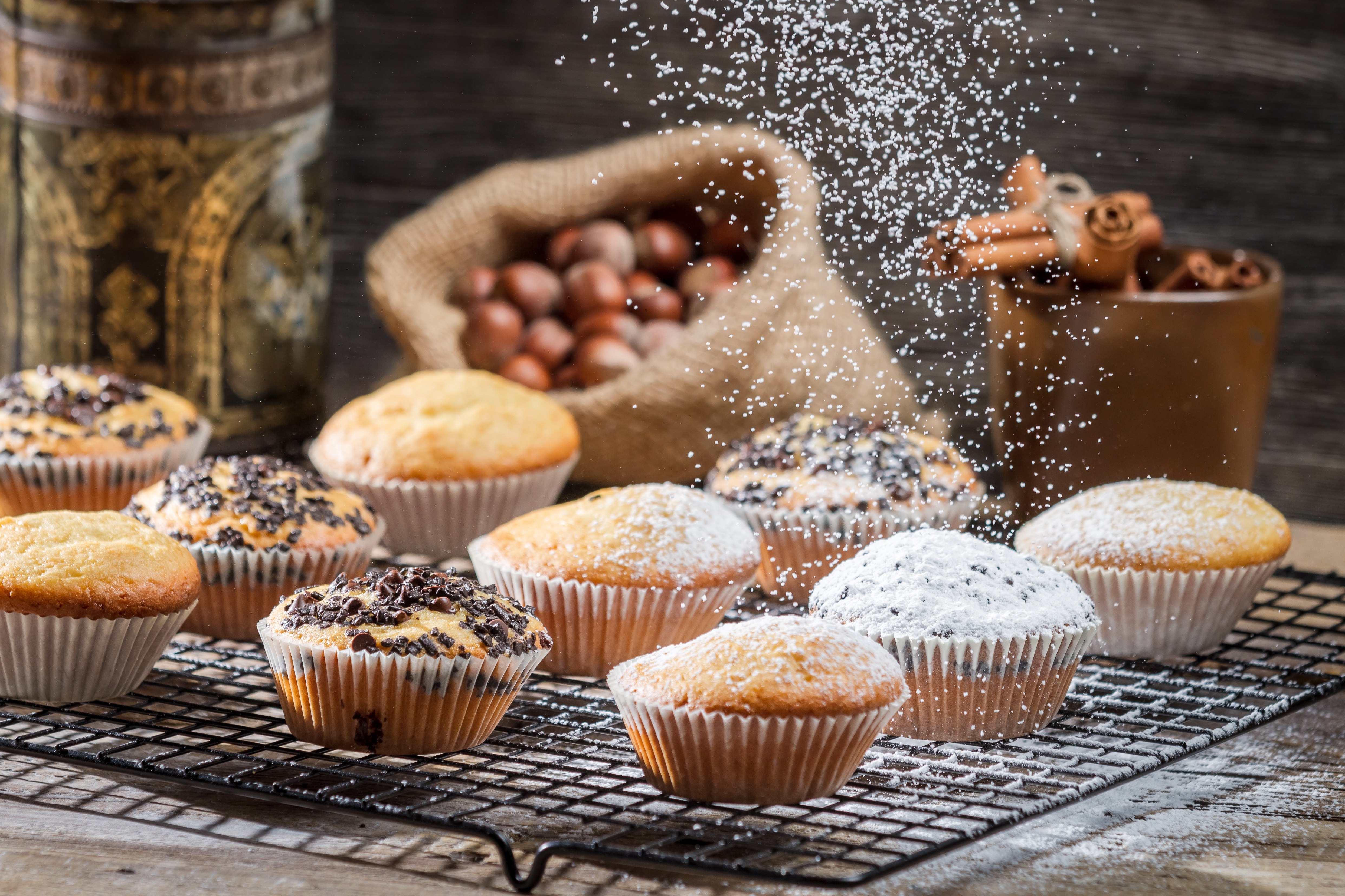 Free download wallpaper Food, Muffin on your PC desktop