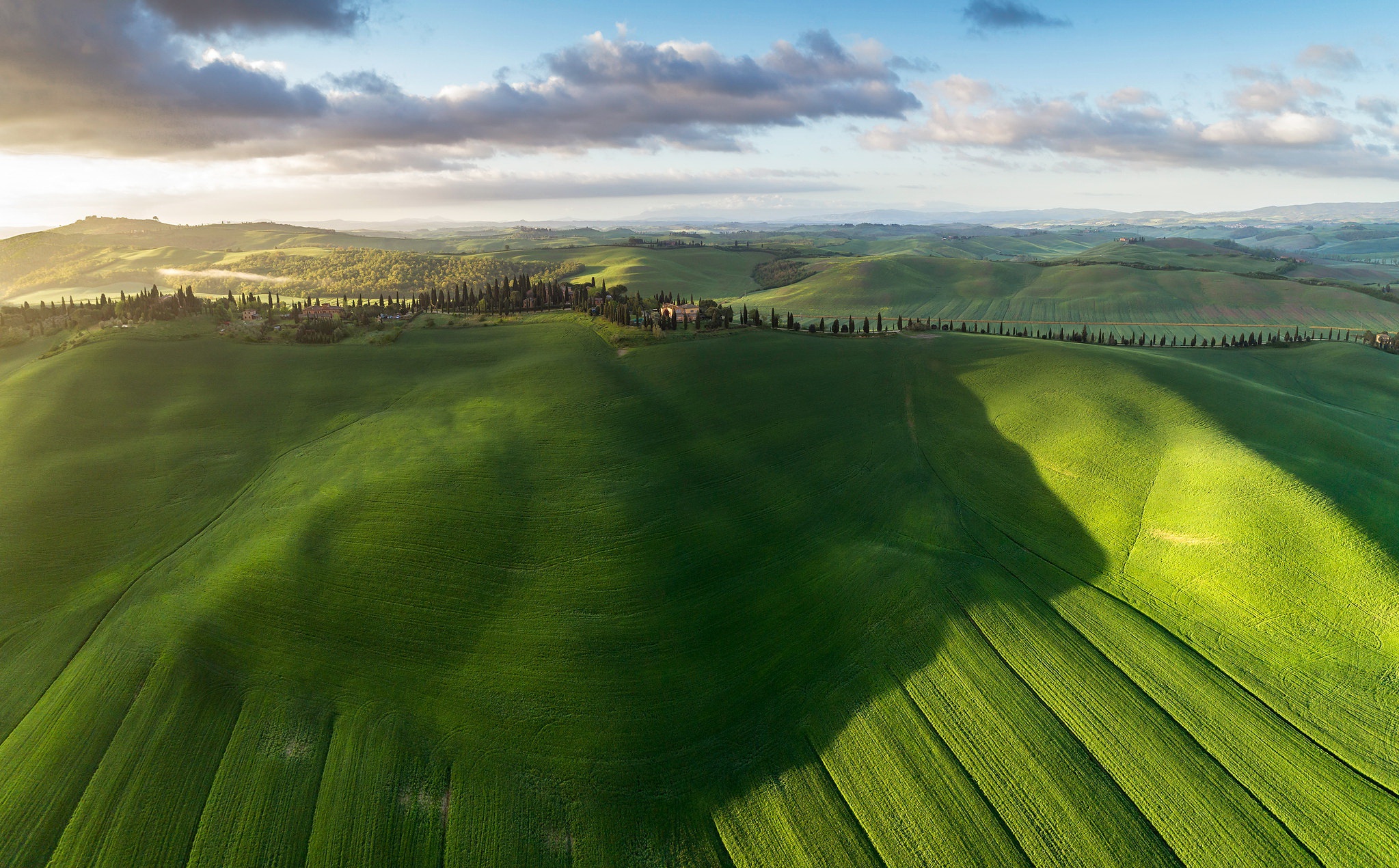 Download mobile wallpaper Landscape, Italy, Hill, Photography, Aerial, Tuscany, Greenery for free.