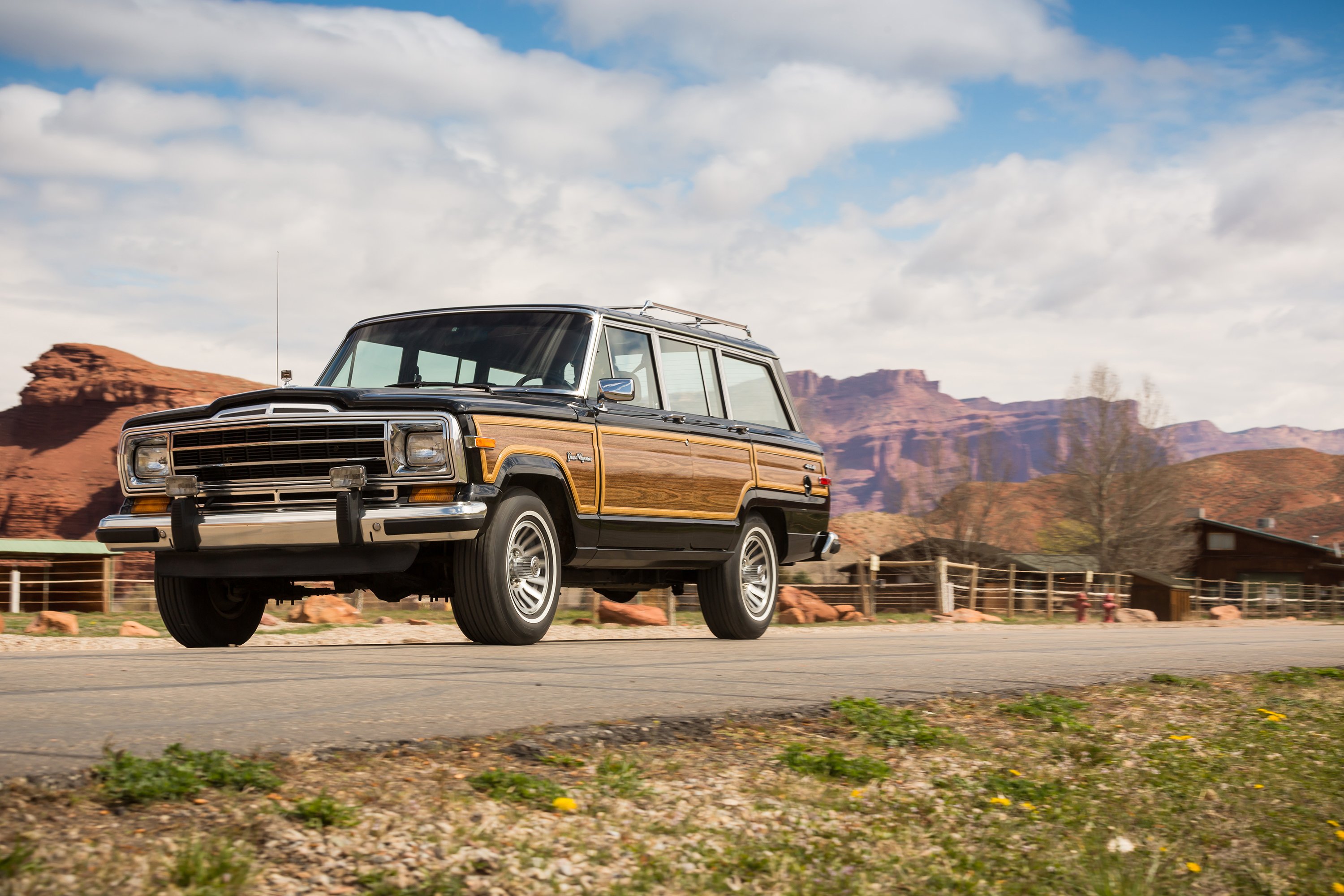 Meilleurs fonds d'écran Willys Jeep Station Wagon pour l'écran du téléphone