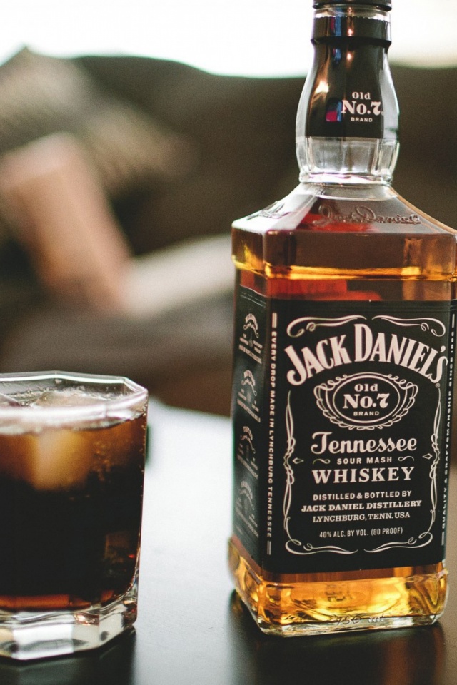 Скачать картинку Jack Daniels, Бутылка, Продукты, Виски, Алкоголь в телефон бесплатно.