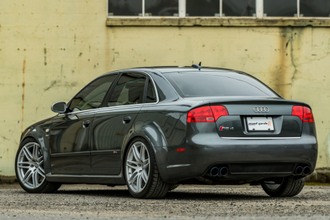 Download mobile wallpaper Audi, Car, Sedan, Audi Rs4, Vehicles, Audi Rs4 Avant for free.