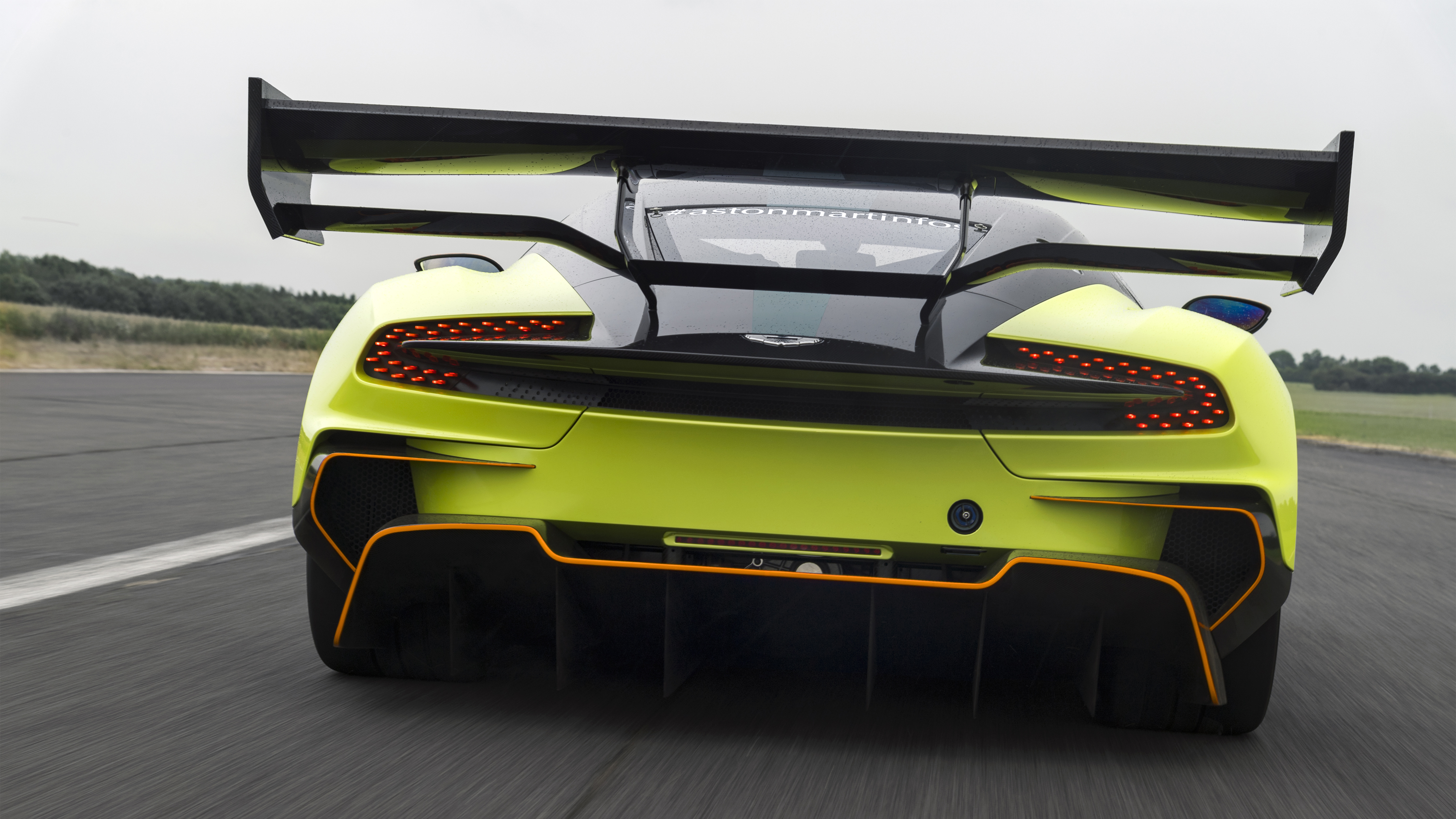 Download mobile wallpaper Aston Martin, Supercar, Vehicles, Aston Martin Vulcan, Aston Martin Vulcan Amr Pro for free.