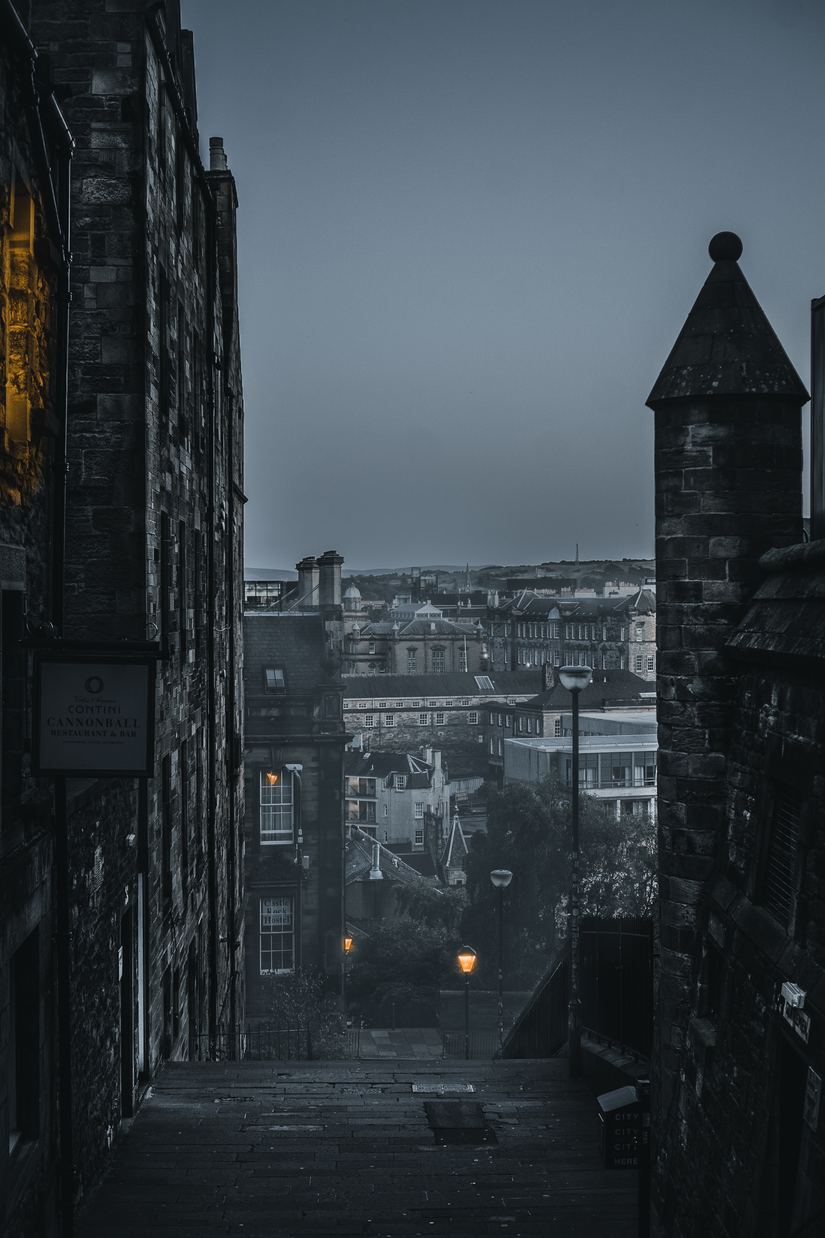 fog, building, architecture, cities, twilight, city, dusk, grey 1080p