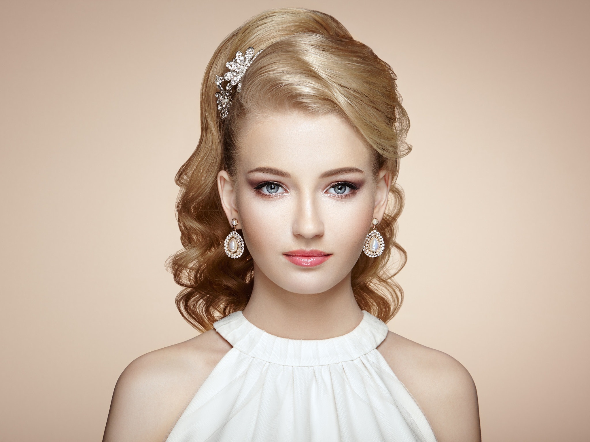 Download mobile wallpaper Blonde, Face, Model, Women, Earrings, Blue Eyes for free.