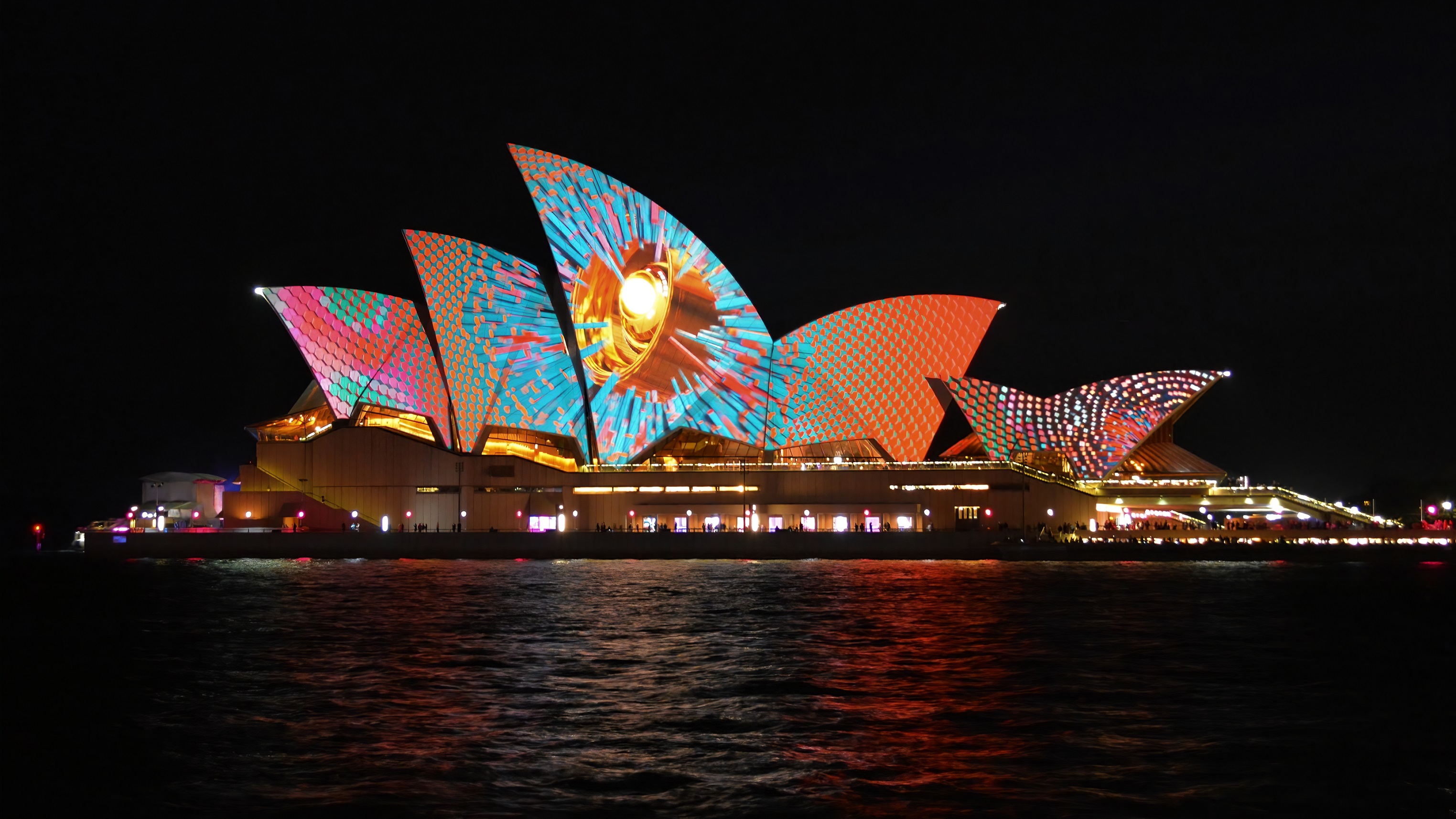 Laden Sie das Architektur, Sydney, Licht, Bunt, Australien, Opernhaus In Sydney, Menschengemacht-Bild kostenlos auf Ihren PC-Desktop herunter