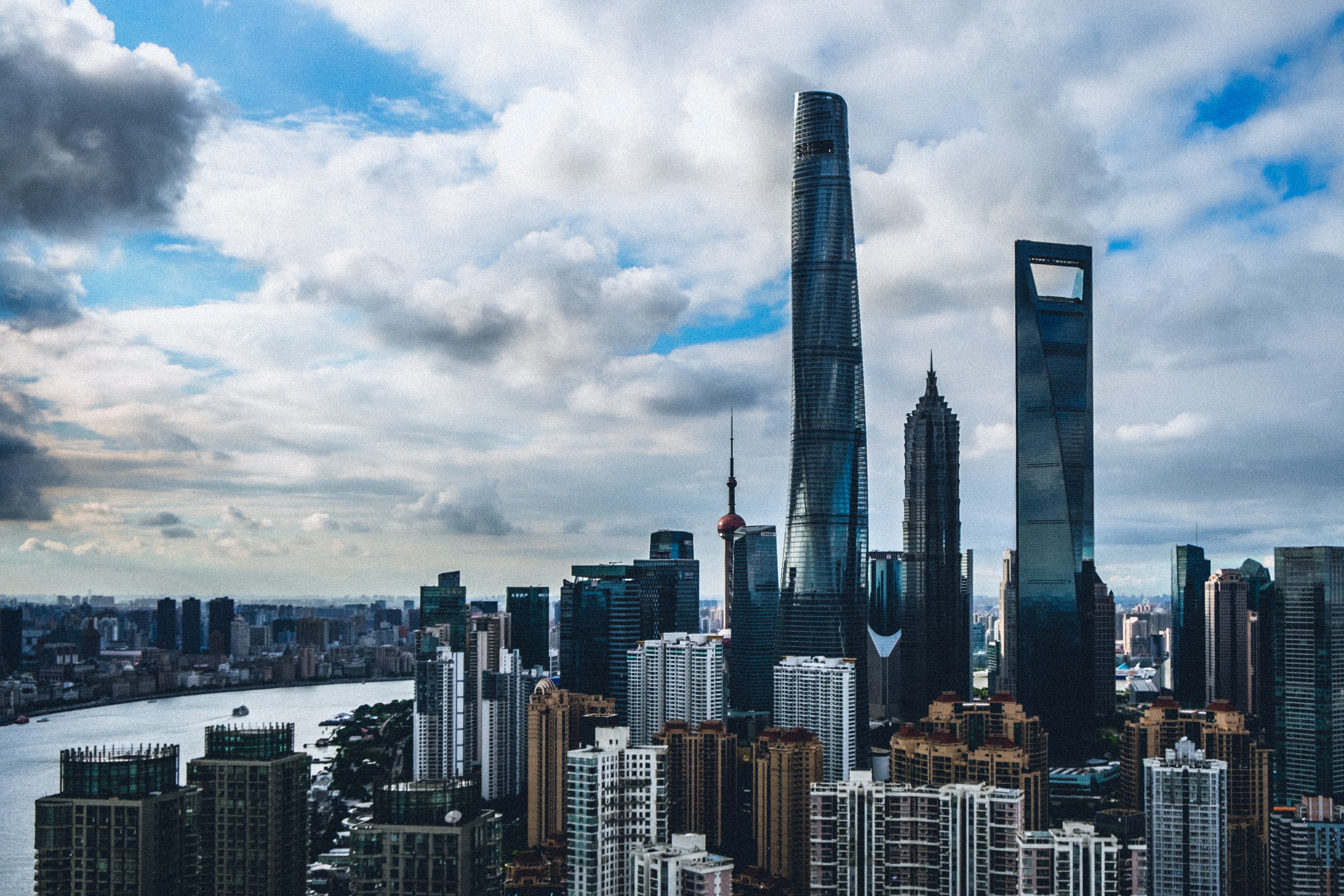 Скачати мобільні шпалери Будівля, Хмарочоси, Китай, Міста, Шанхай, Будинки безкоштовно.