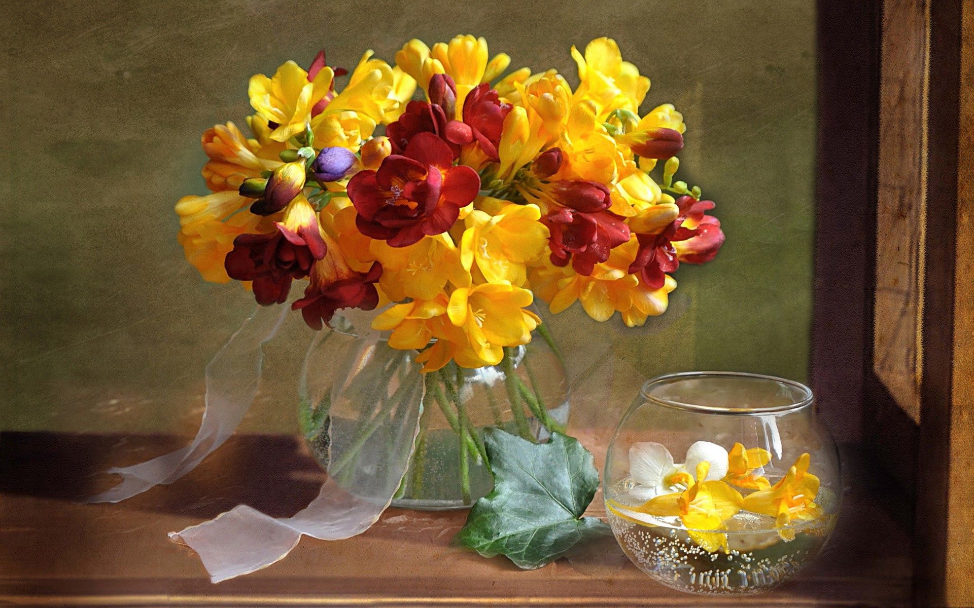 Free download wallpaper Water, Bouquet, Vase, Flowers on your PC desktop