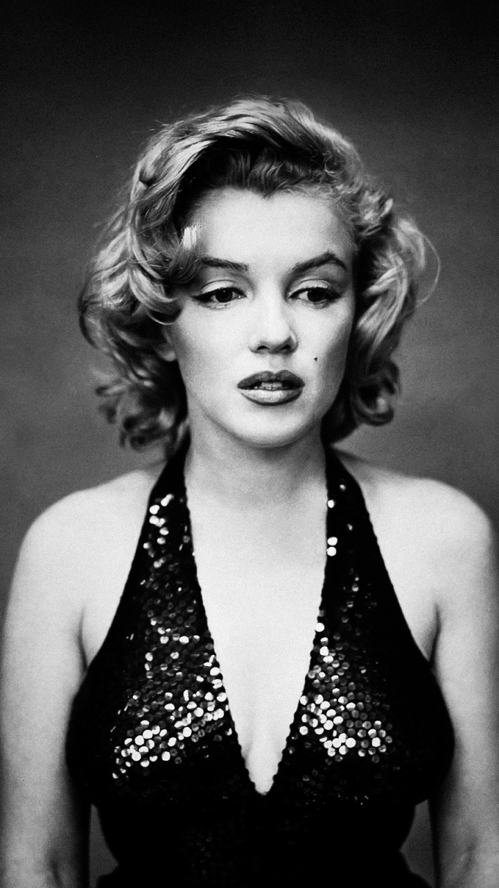Download mobile wallpaper Marilyn Monroe, Celebrity, Black & White, Actress for free.