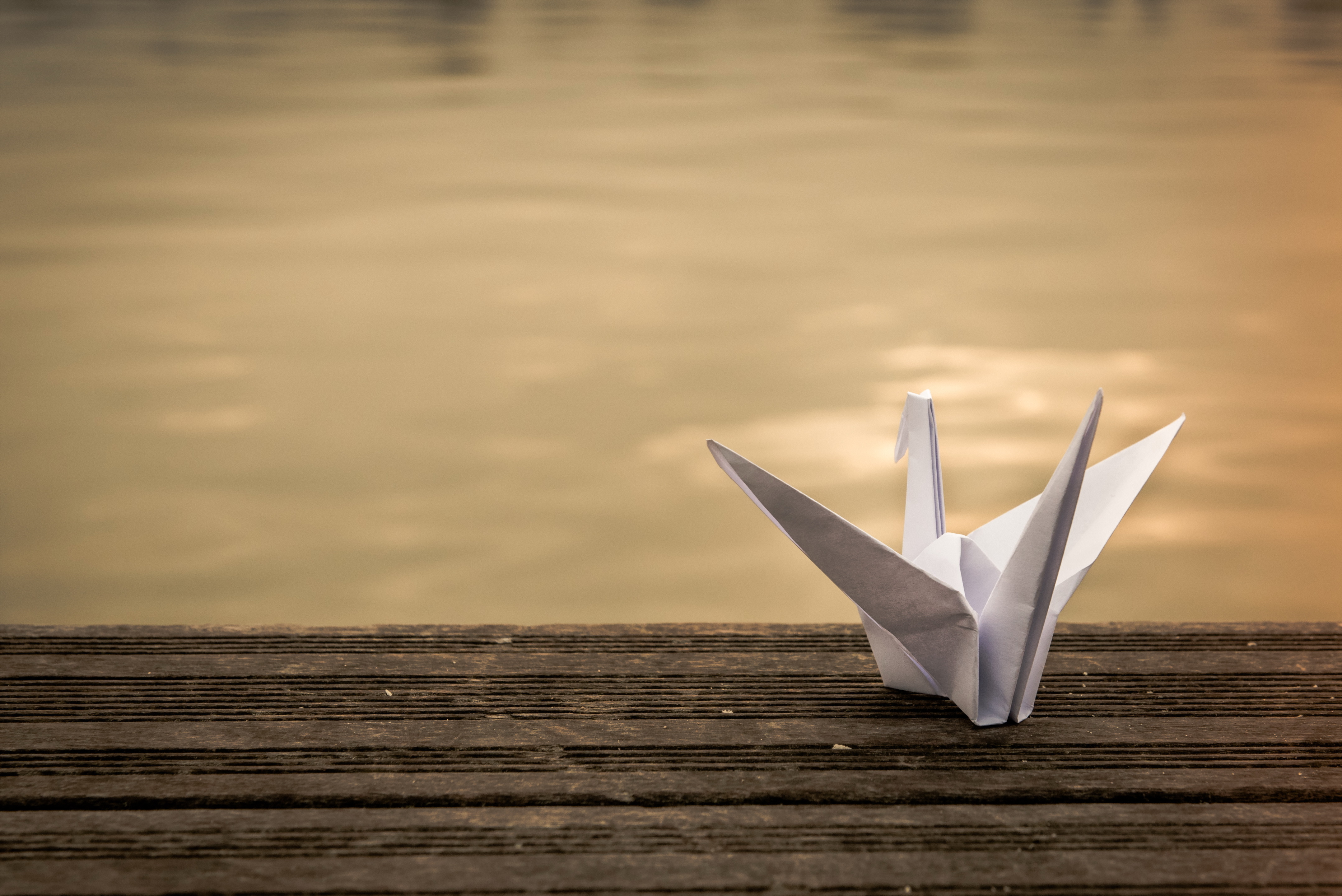 Free download wallpaper Swan, Origami, Man Made on your PC desktop