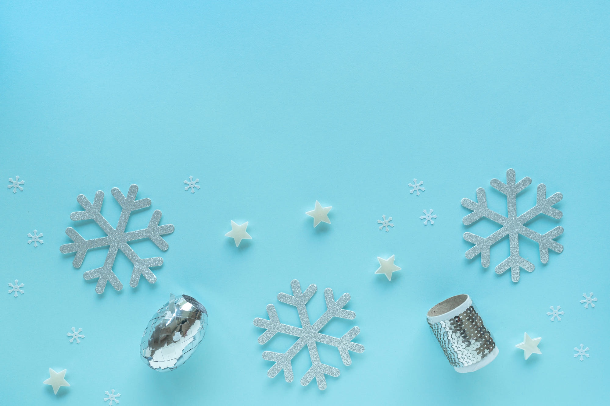 Download mobile wallpaper Artistic, Snowflake, Star, Sequin for free.