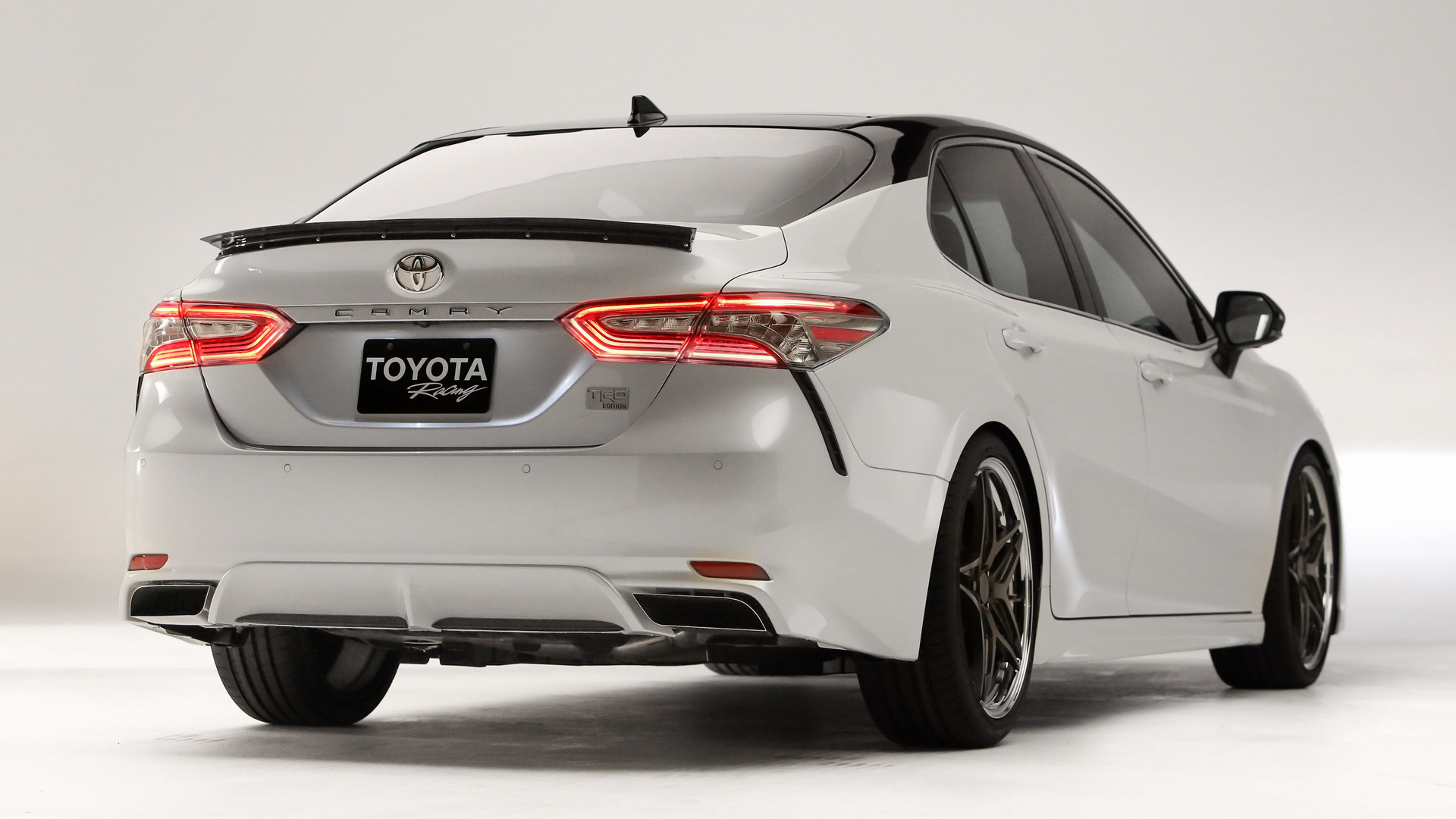 Free download wallpaper Toyota, Car, Race Car, Vehicles, White Car, Toyota Camry on your PC desktop