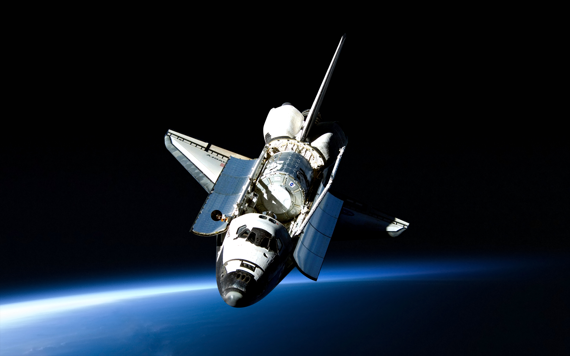 285037 Hintergrundbild herunterladen fahrzeuge, space shuttle entdeckung, satellit, raumfähre, weltraum, space shuttles - Bildschirmschoner und Bilder kostenlos