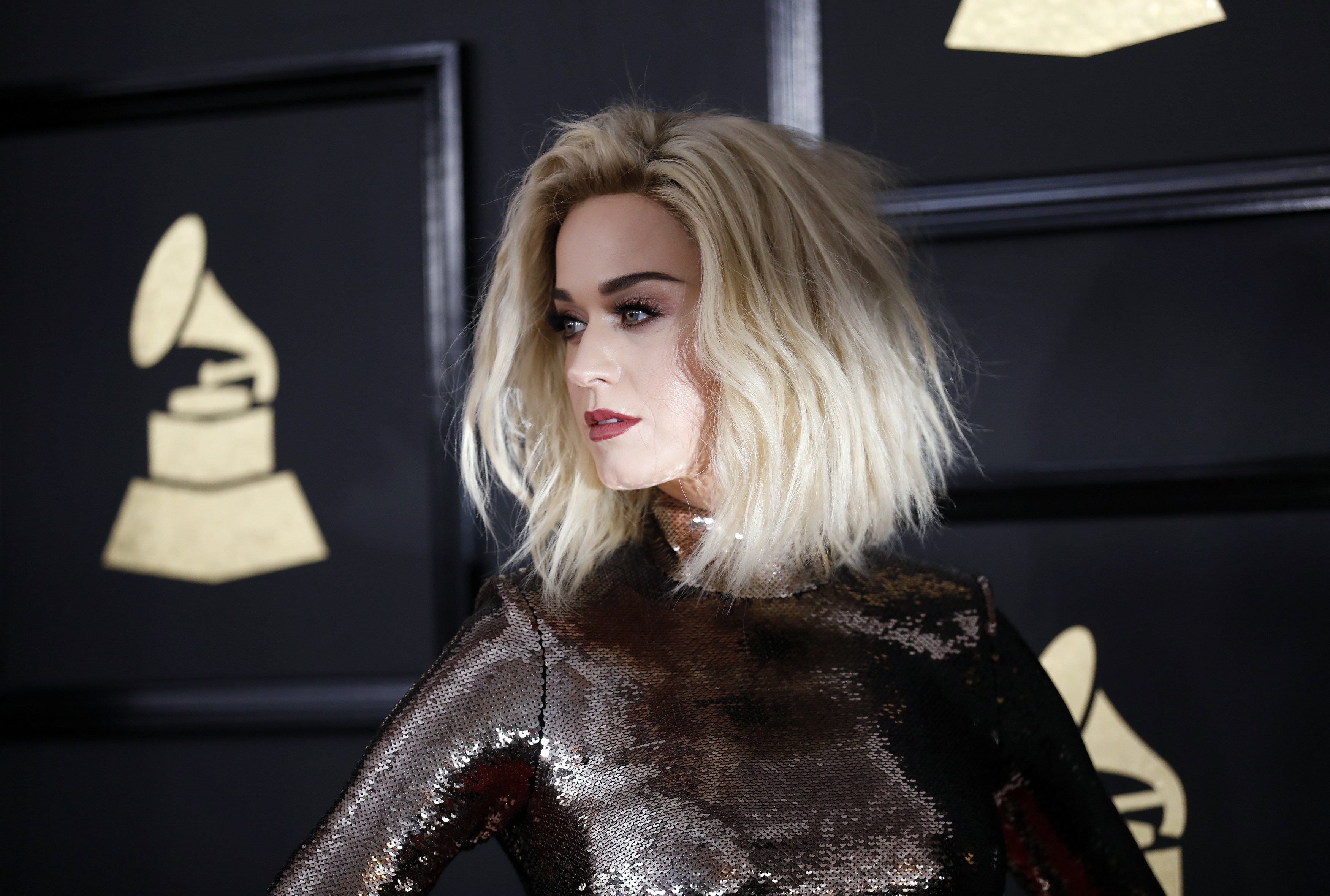 Handy-Wallpaper Musik, Katy Perry, Blondinen kostenlos herunterladen.