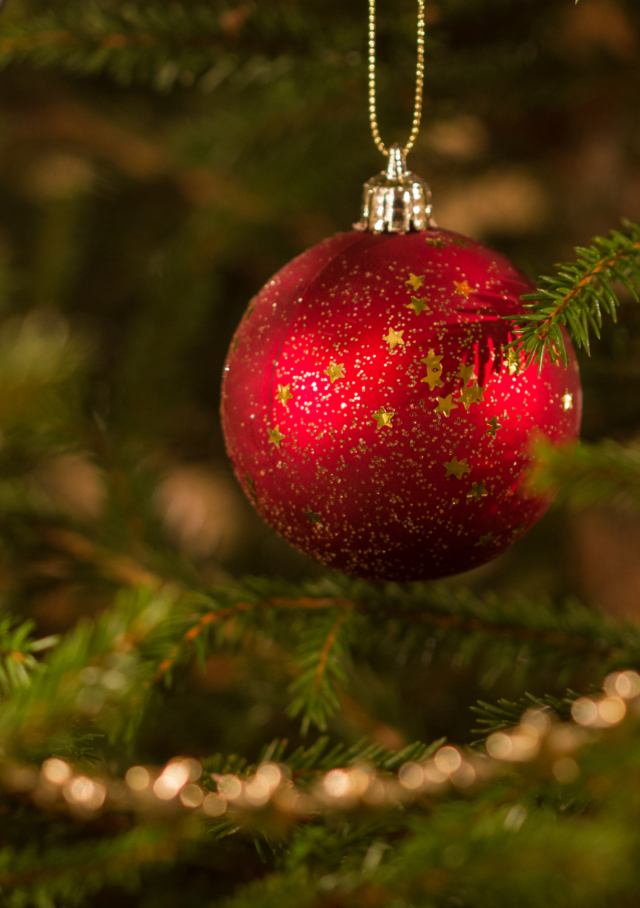 christmas tree, red, holidays, new year, christmas, ball, decoration HD wallpaper