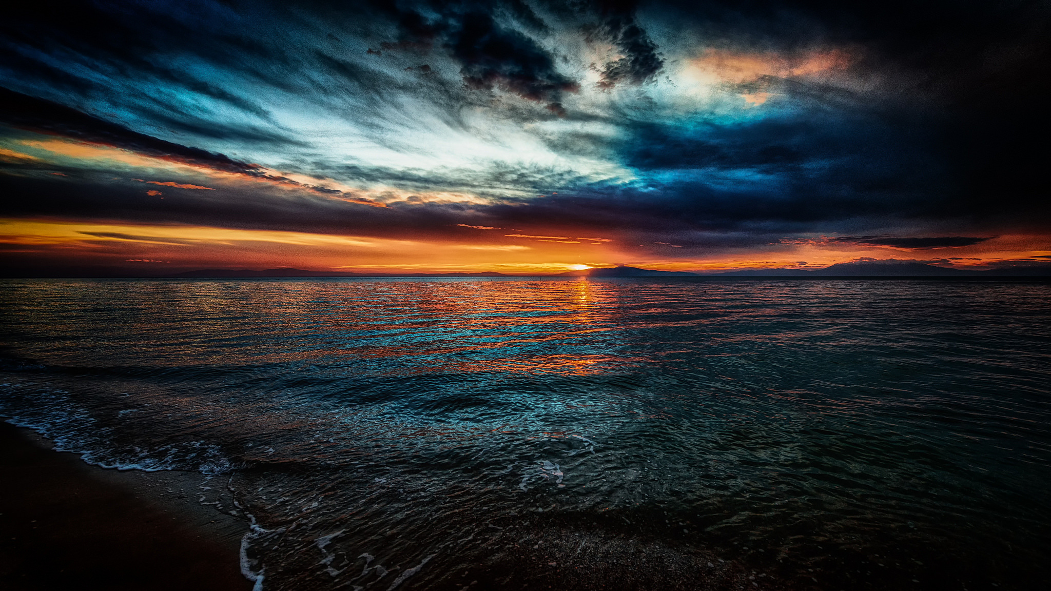 Download mobile wallpaper Sunset, Sky, Horizon, Dark, Ocean, Earth, Cloud for free.