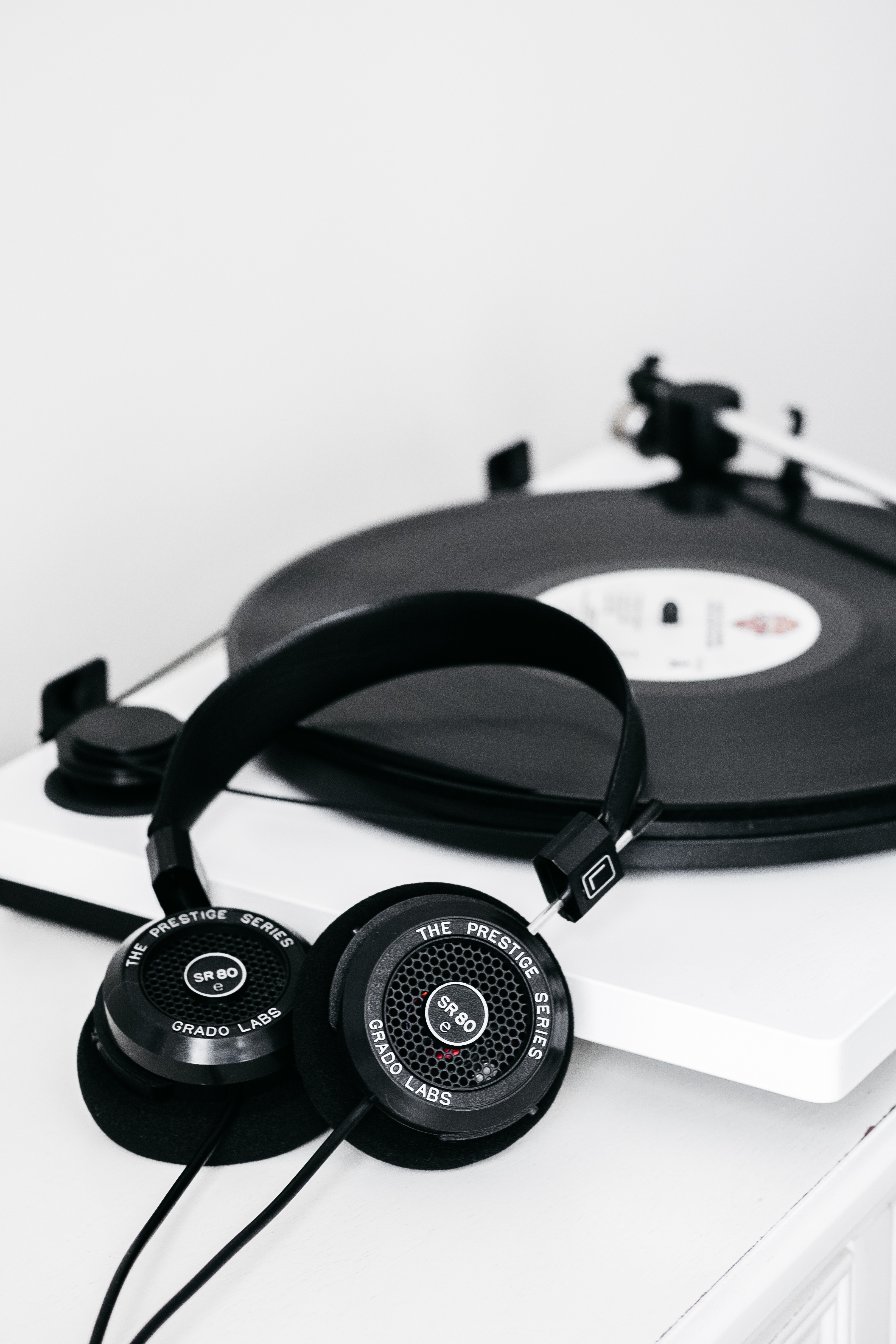 vinyl, record player, headphones, black, music, plate, turntable