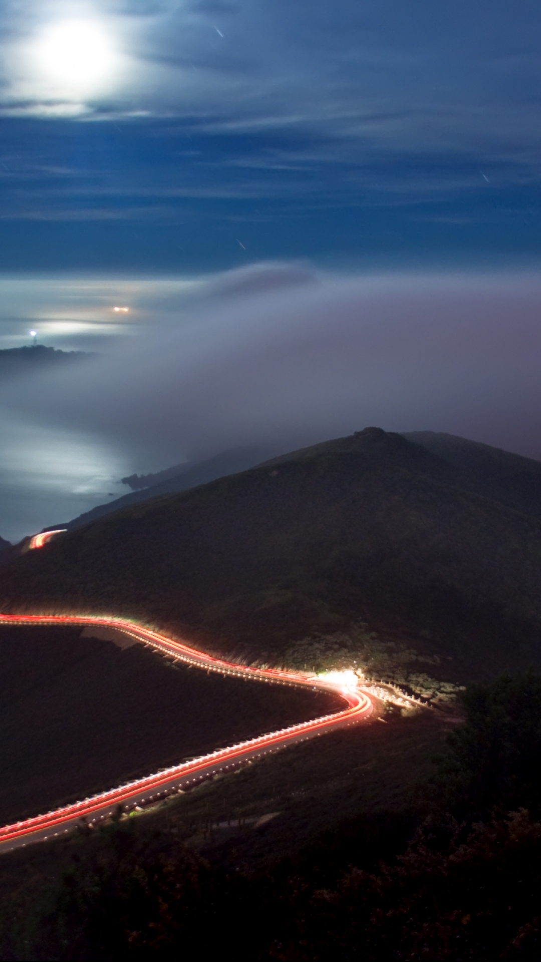 Téléchargez des papiers peints mobile Nuit, Route, Brouillard, Californie, Construction Humaine gratuitement.